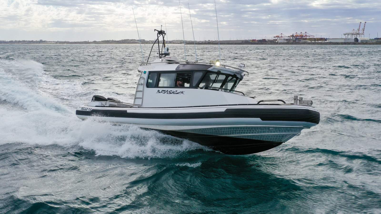 NAIAD 9.5M RIB