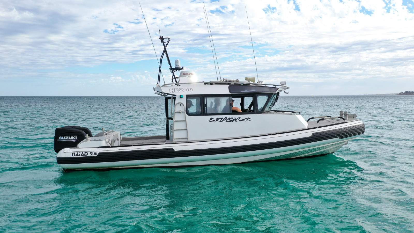 NAIAD 9.5M RIB