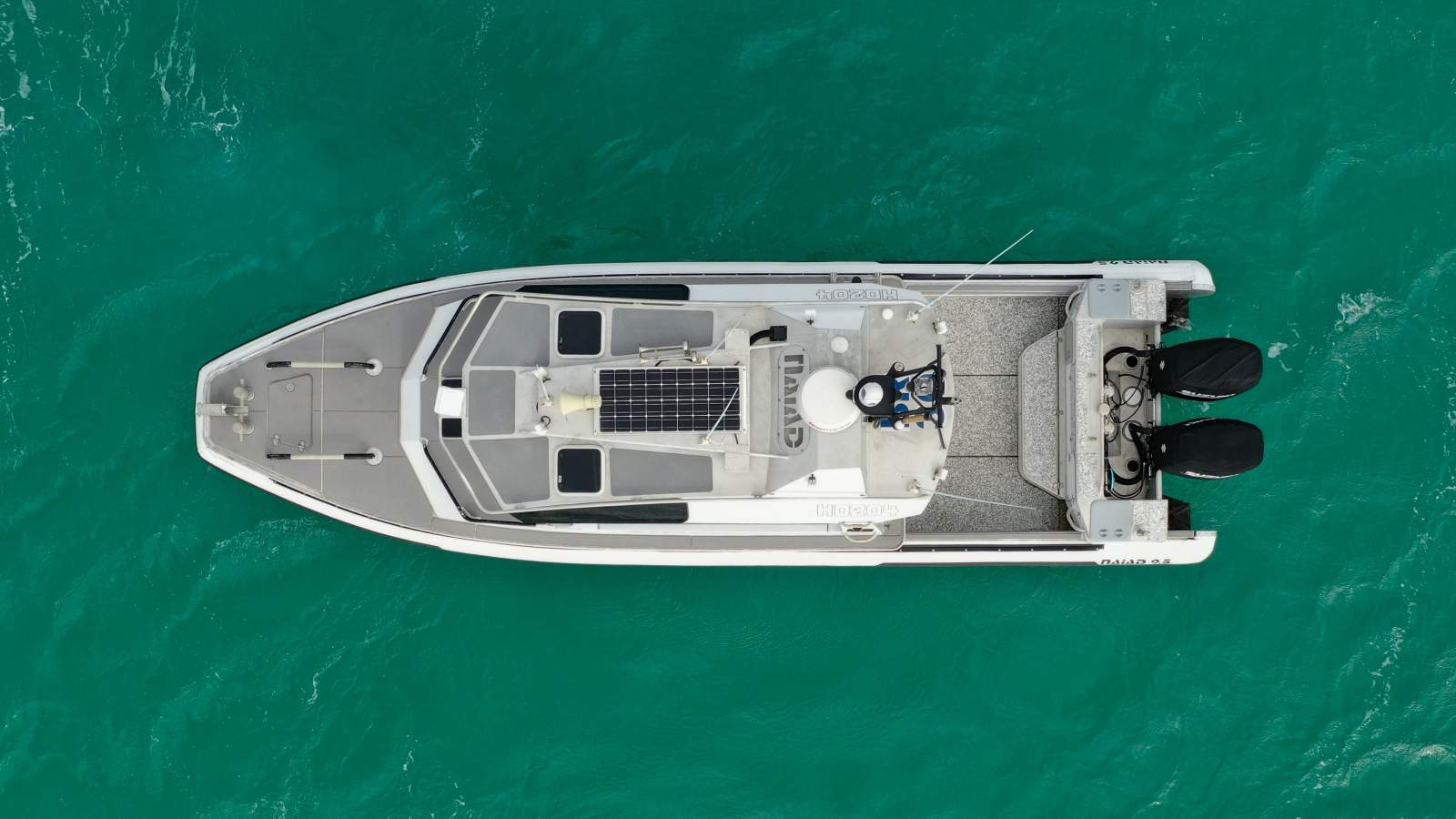 NAIAD 9.5M RIB