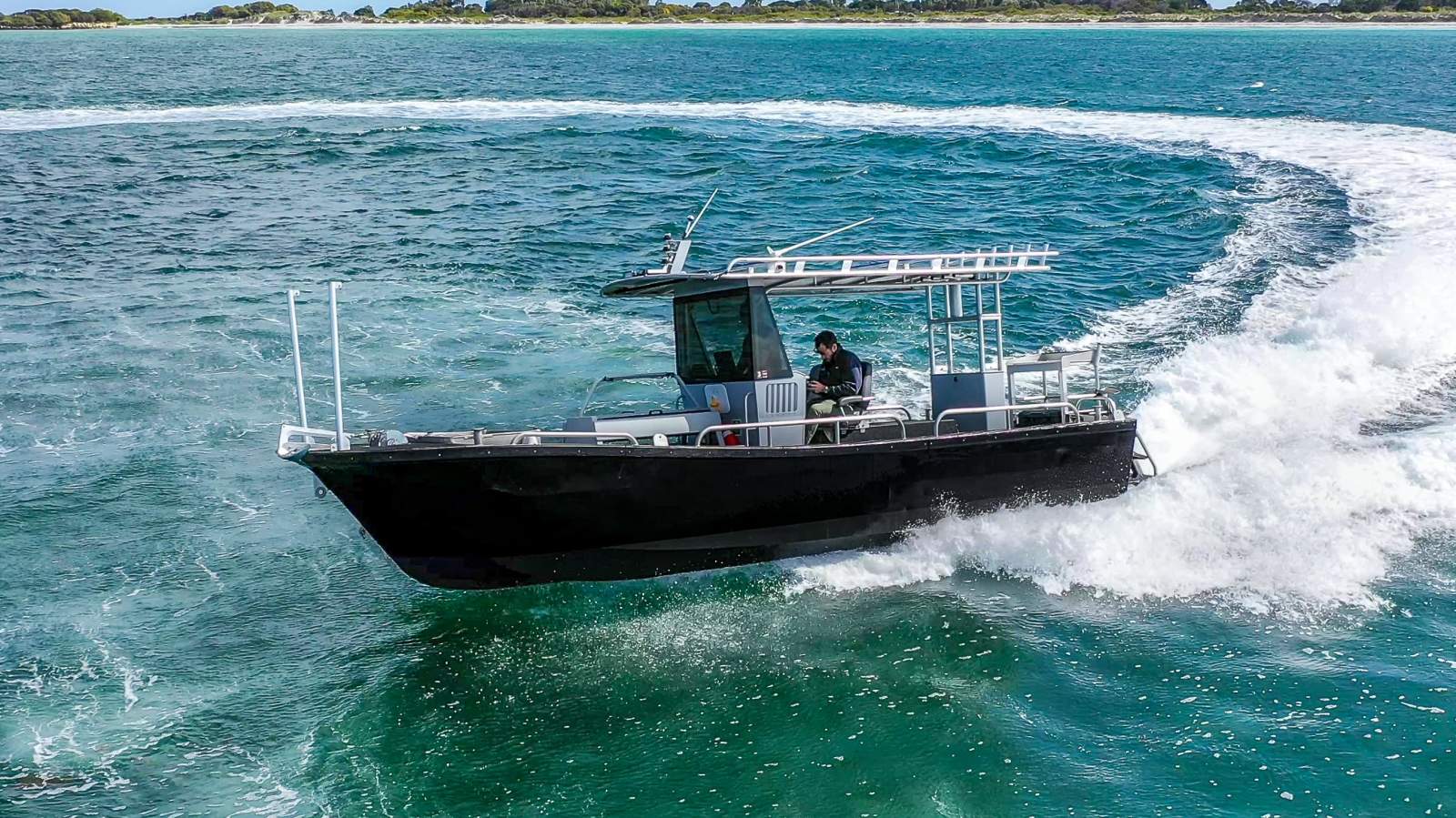 BATAVIA BOAT BUILDERS TRI HULL JET BOAT