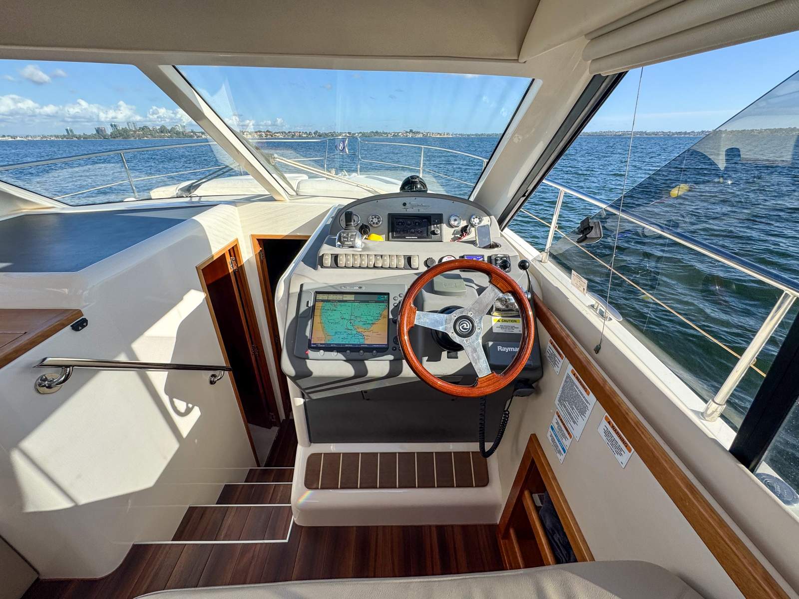 2011 RIVIERA 3600 SPORT YACHT SII CRUISER