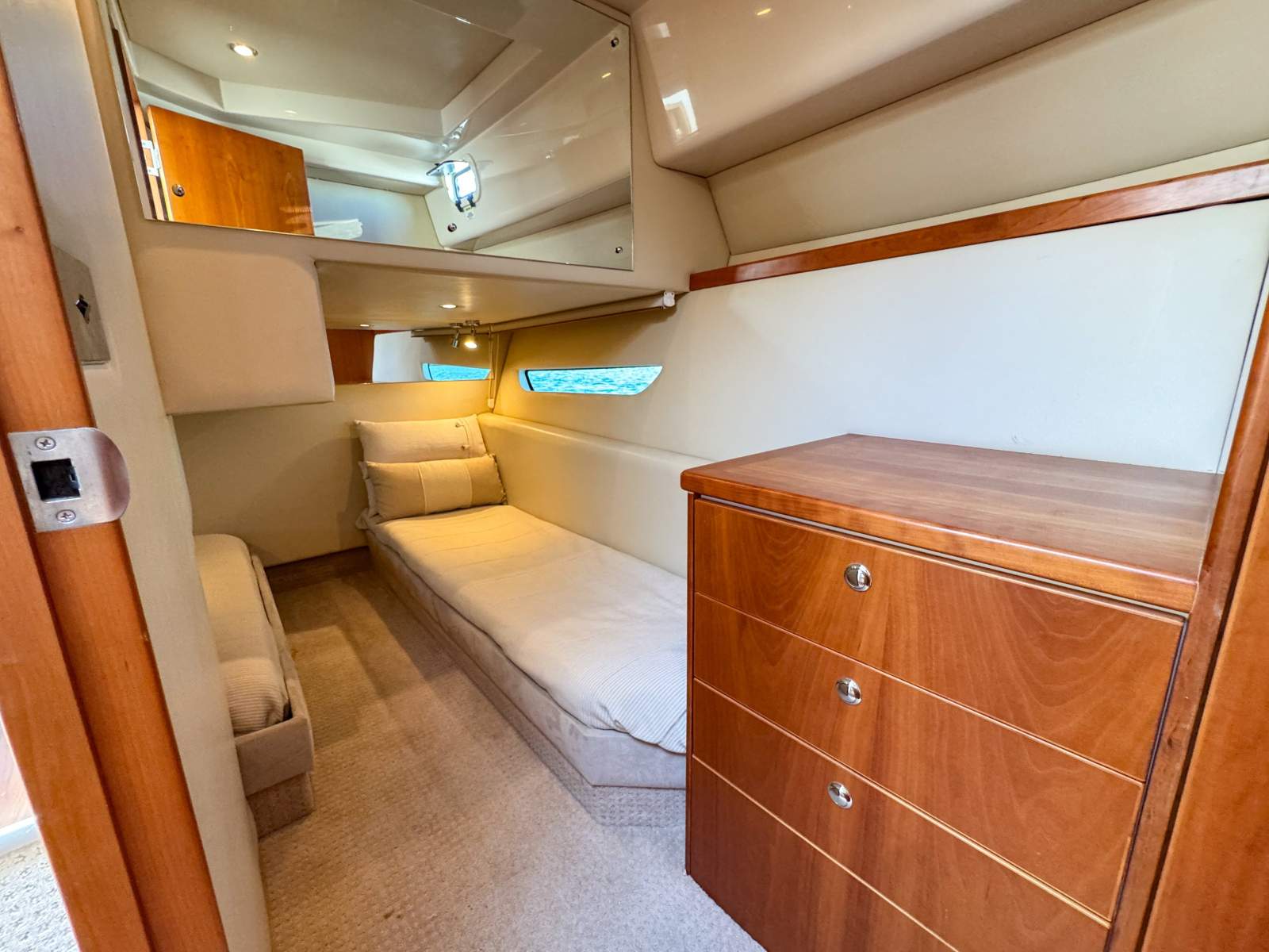 2011 RIVIERA 3600 SPORT YACHT SII CRUISER