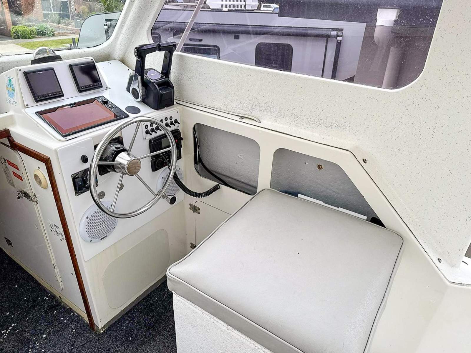 1990 DEVIL CAT 6600 RUNABOUT