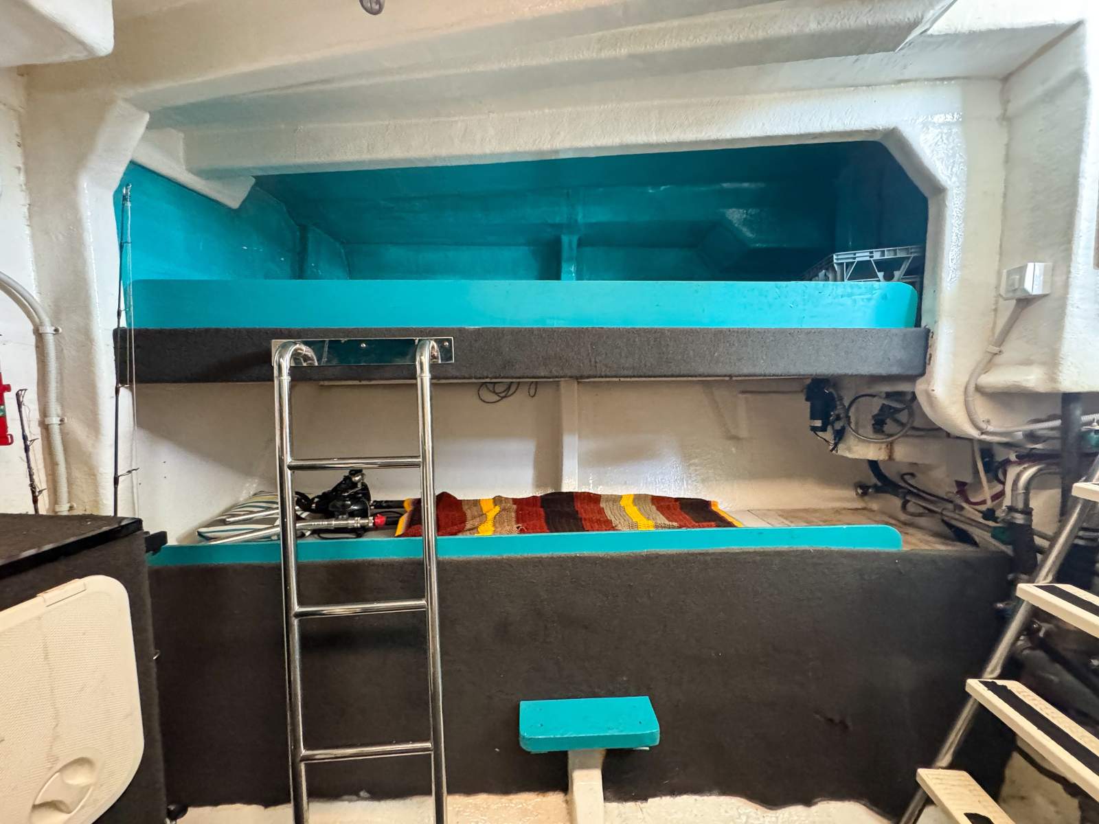 CONQUEST 52 FISHING VESSEL