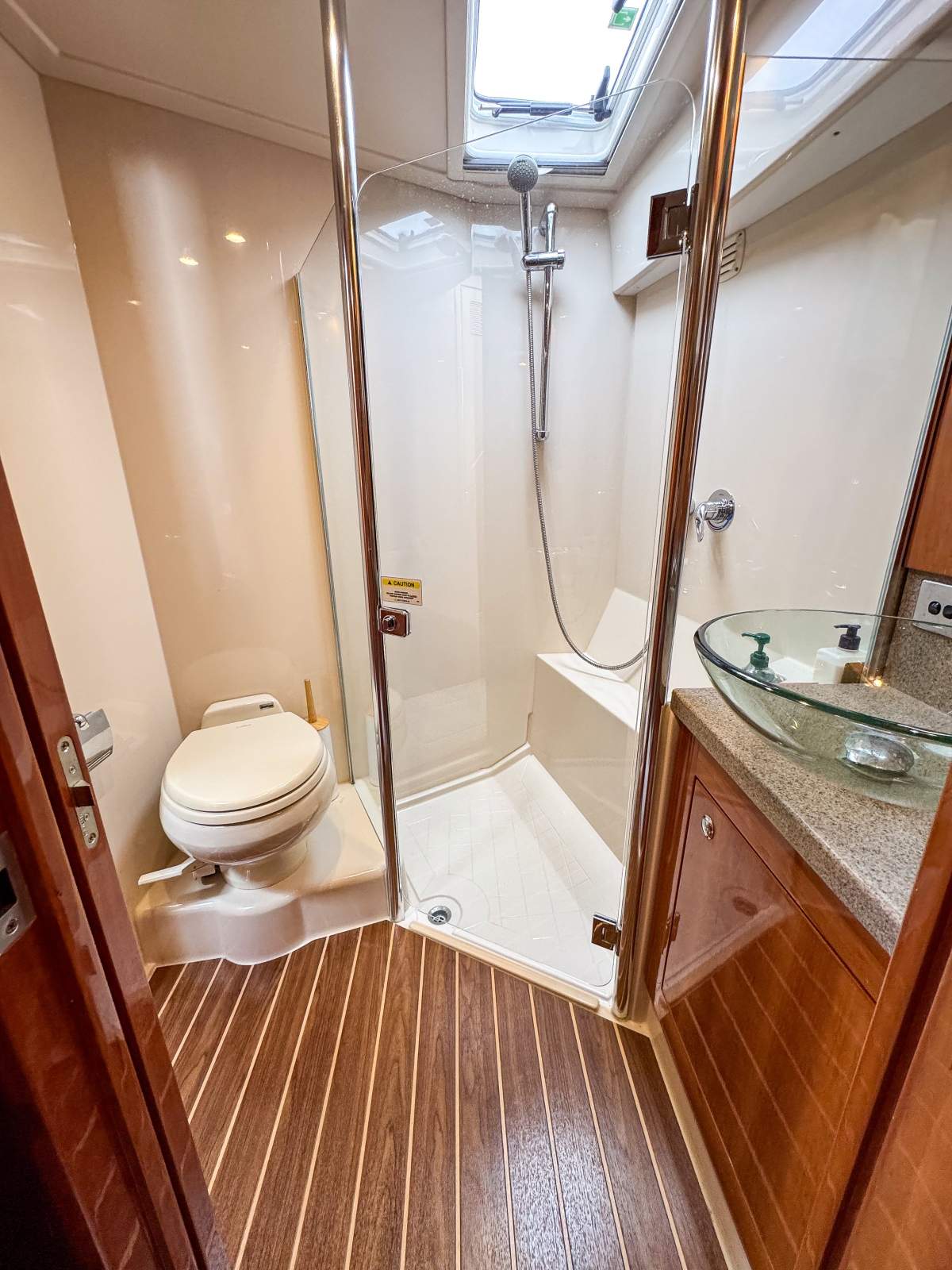 2008 RIVIERA 4400 SPORT YACHT CRUISER