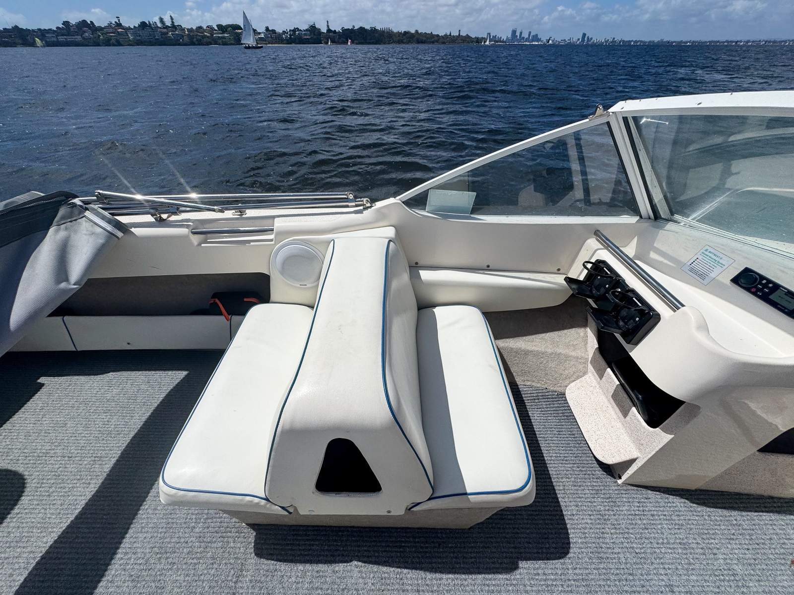 2001 BONITO 185 SPORTS CRUISER