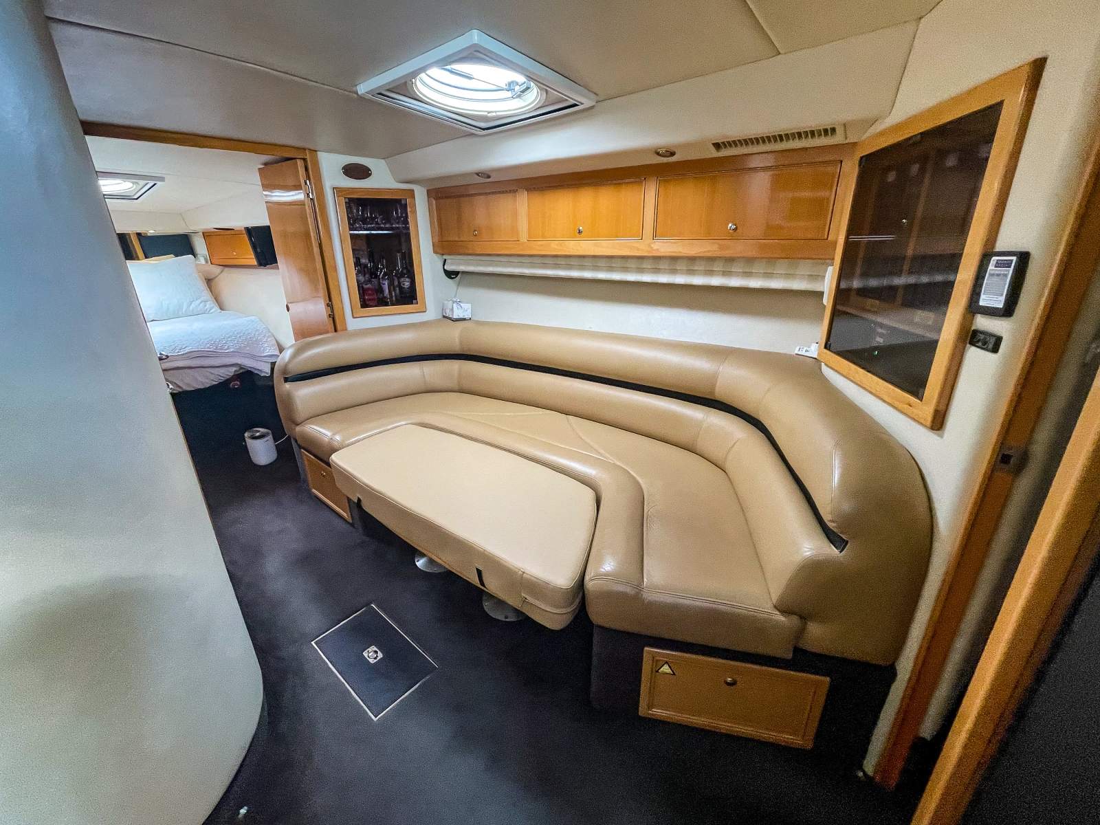 2001 RIVIERA M430 SPORTS CRUISER