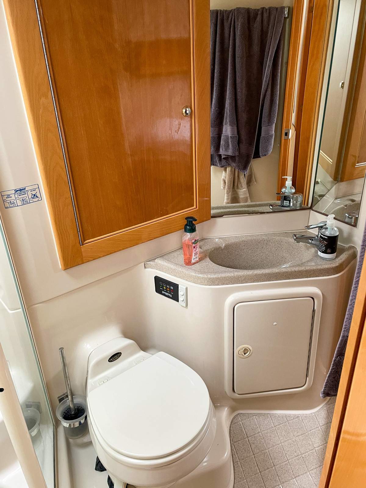 2001 RIVIERA M430 SPORTS CRUISER