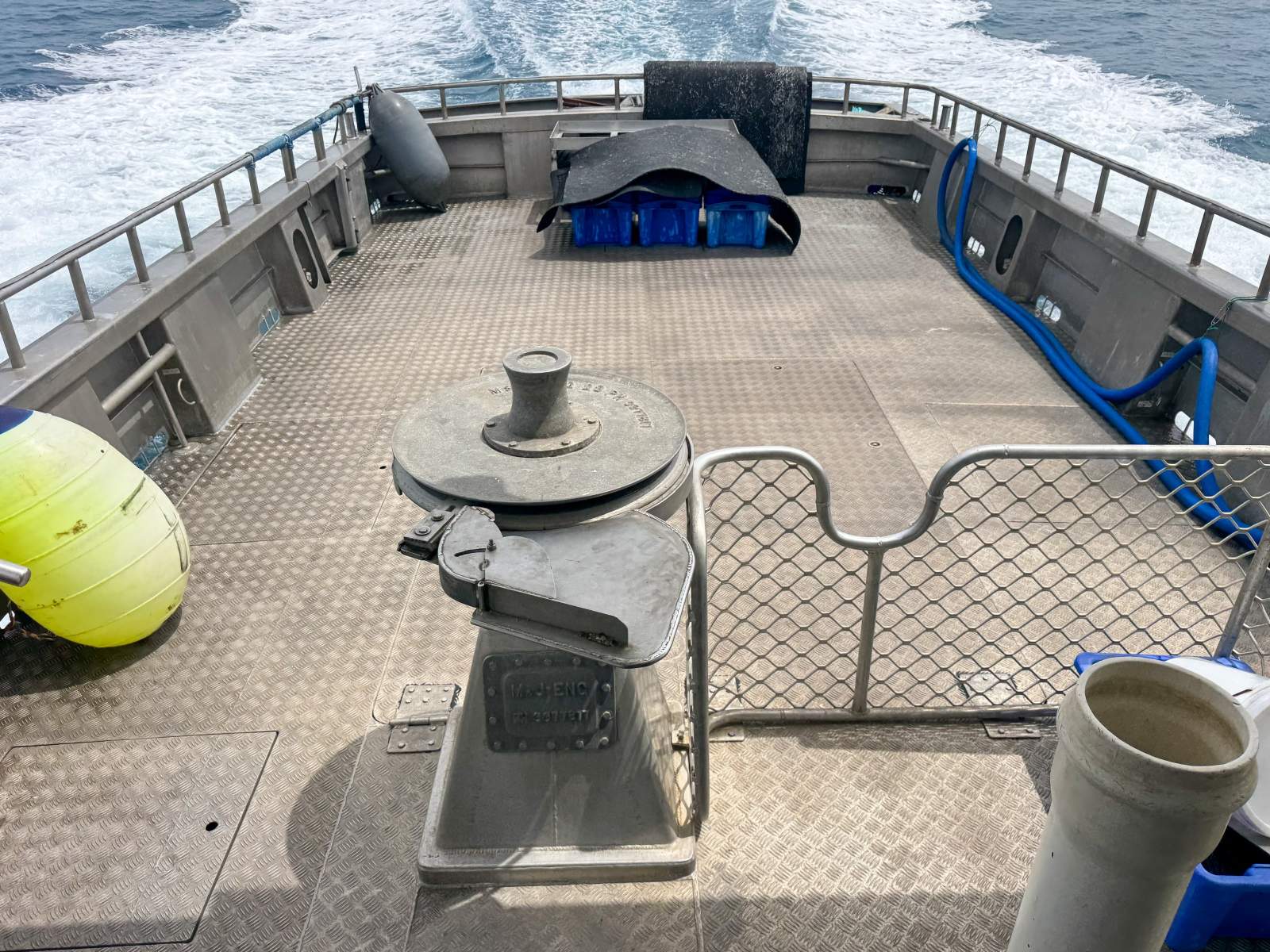 LEGEND BOATS 47 FISHING BOAT