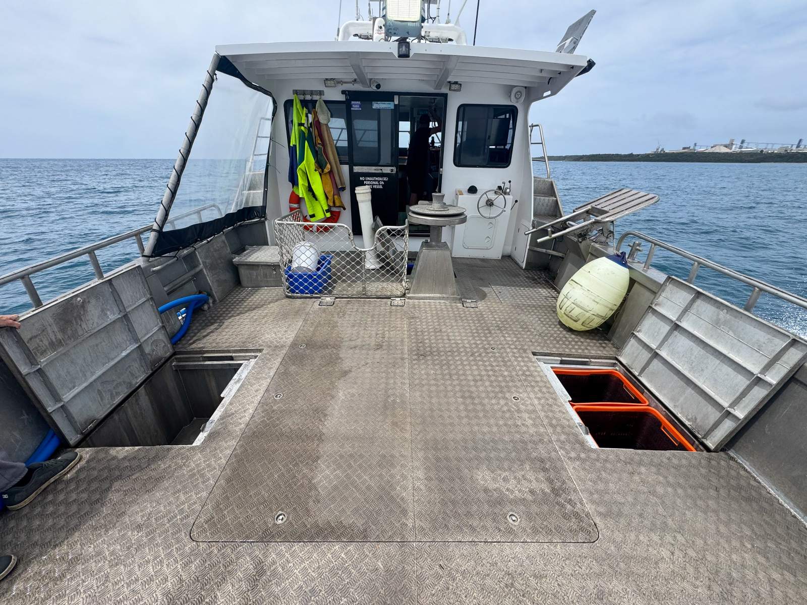 LEGEND BOATS 47 FISHING BOAT