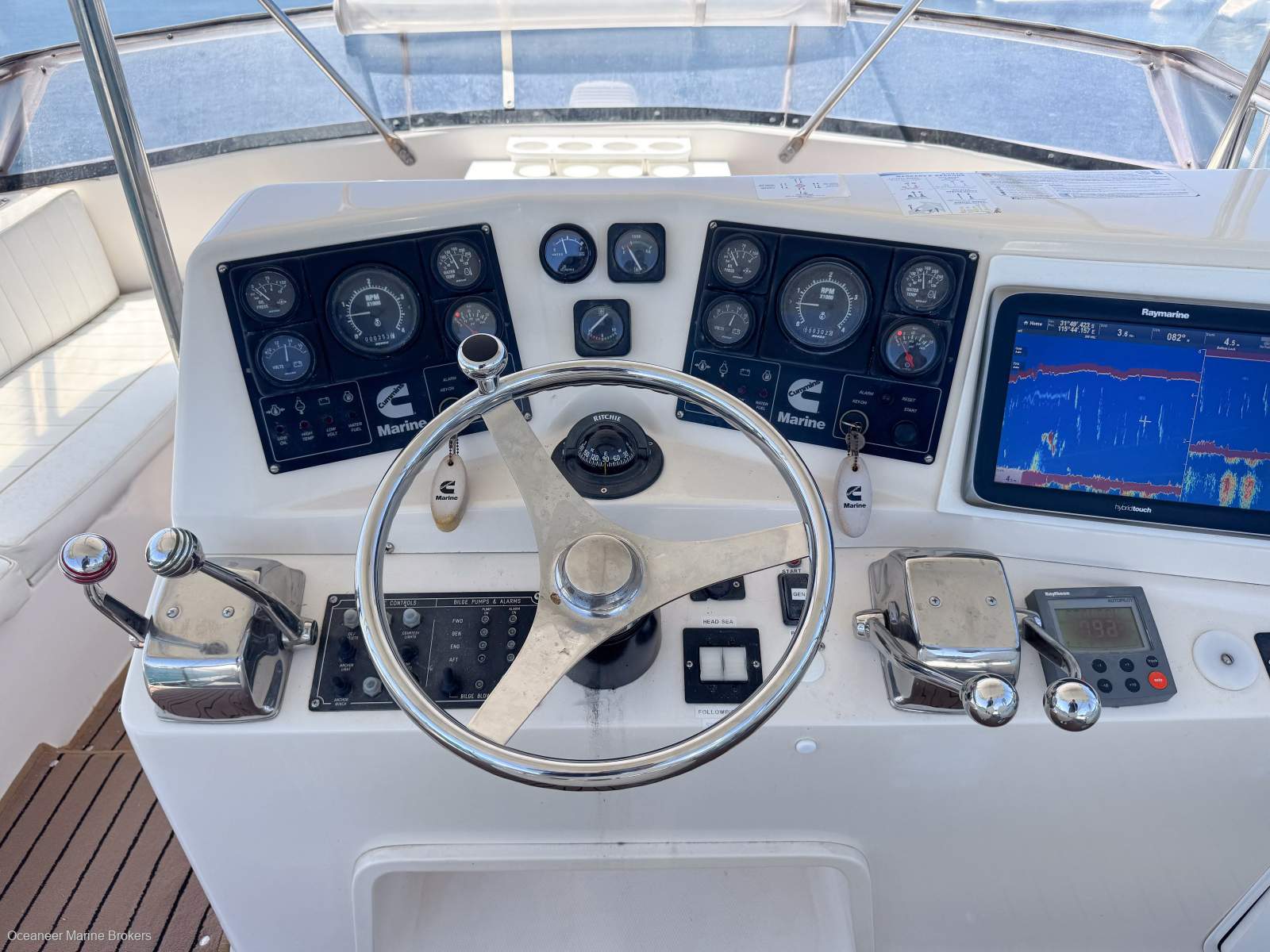1999 CARIBBEAN 40 FLYBRIDGE CRUISER