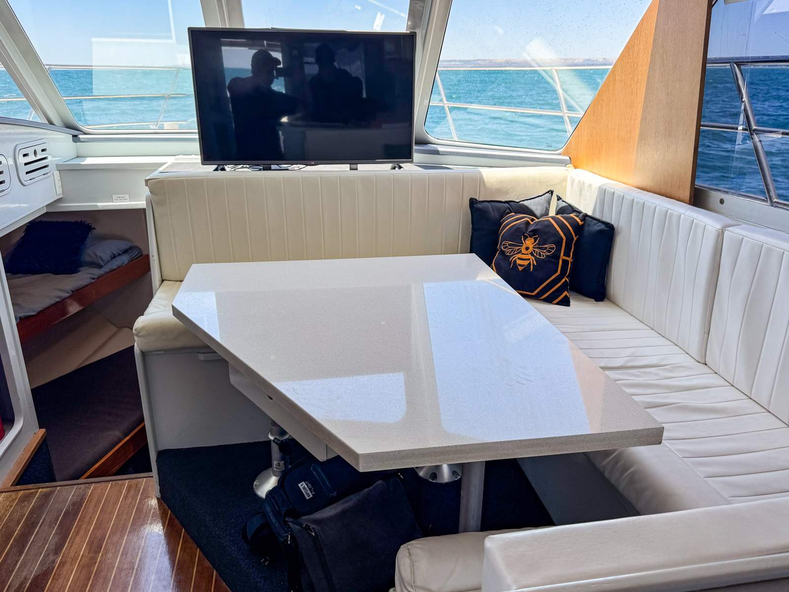 1997 CONQUEST 60 CHARTER 