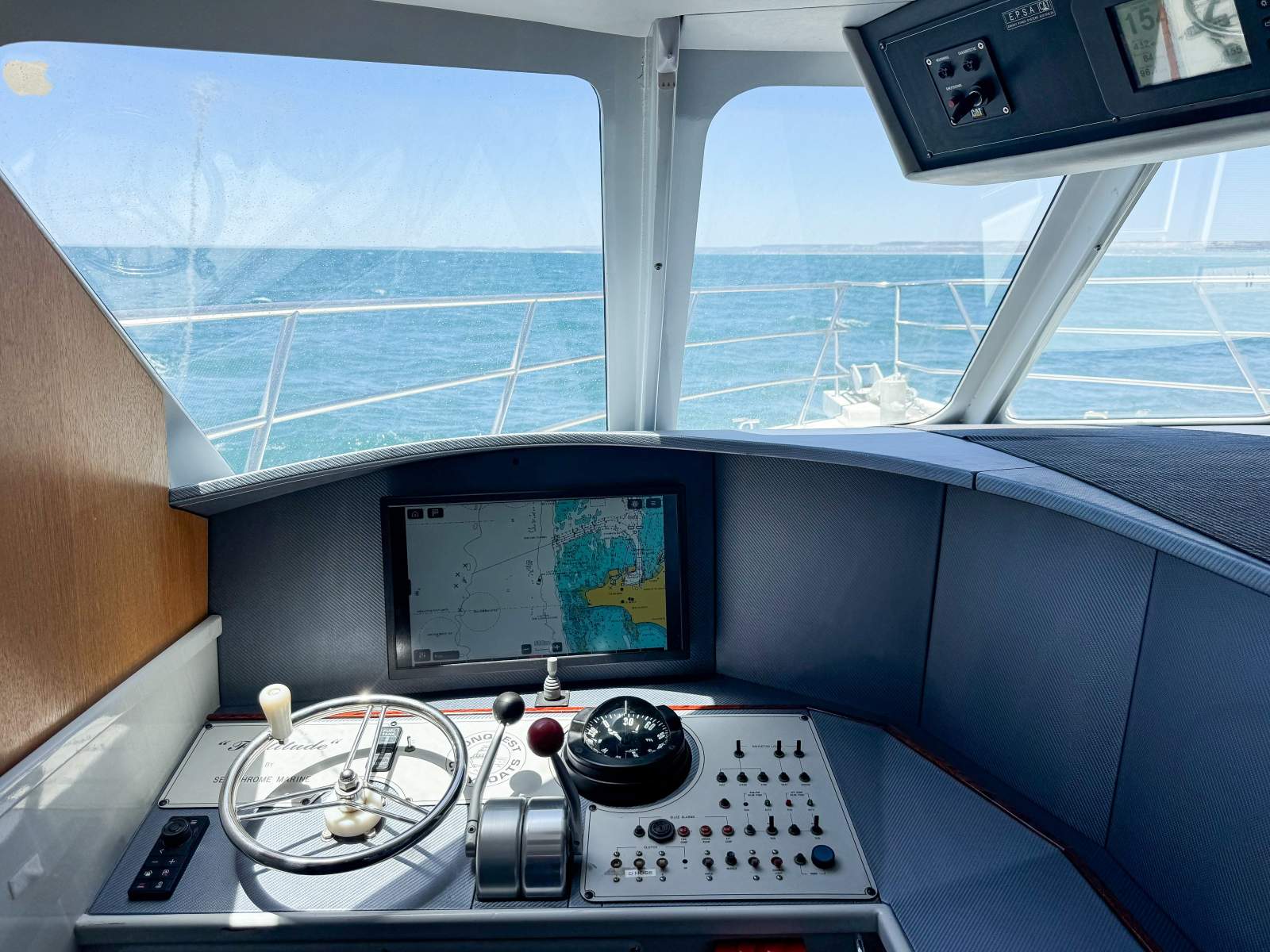 1997 CONQUEST 60 CHARTER 