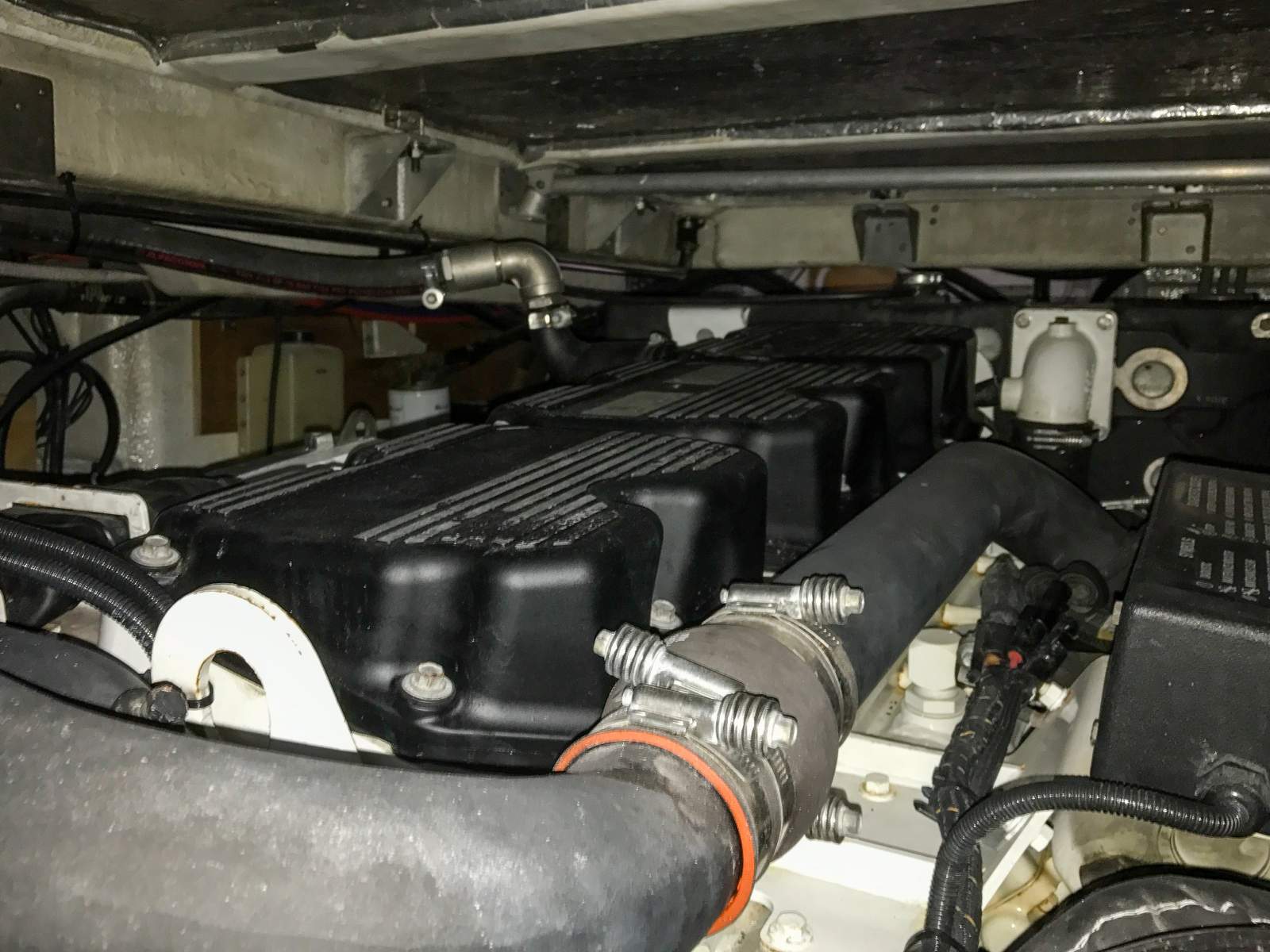 1997 CONQUEST 60 CHARTER 