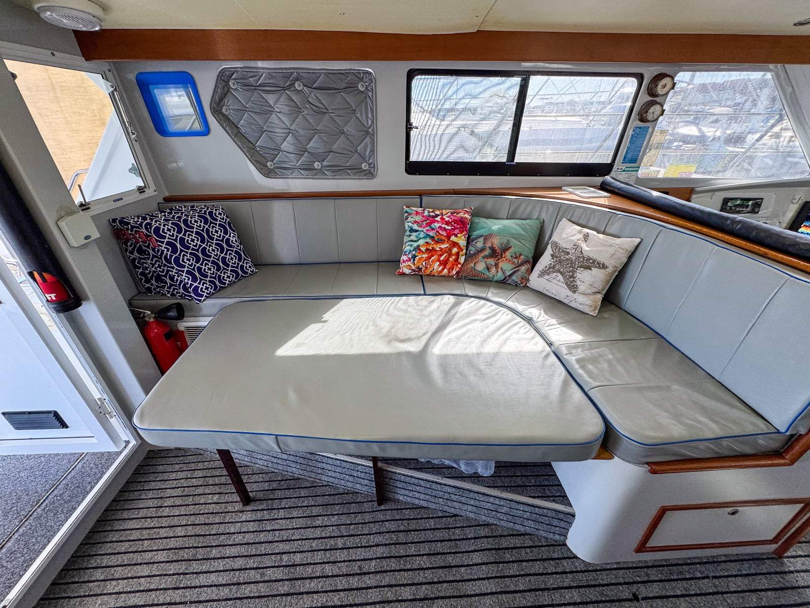 1996 HARRISCRAFT 48 CRUISER