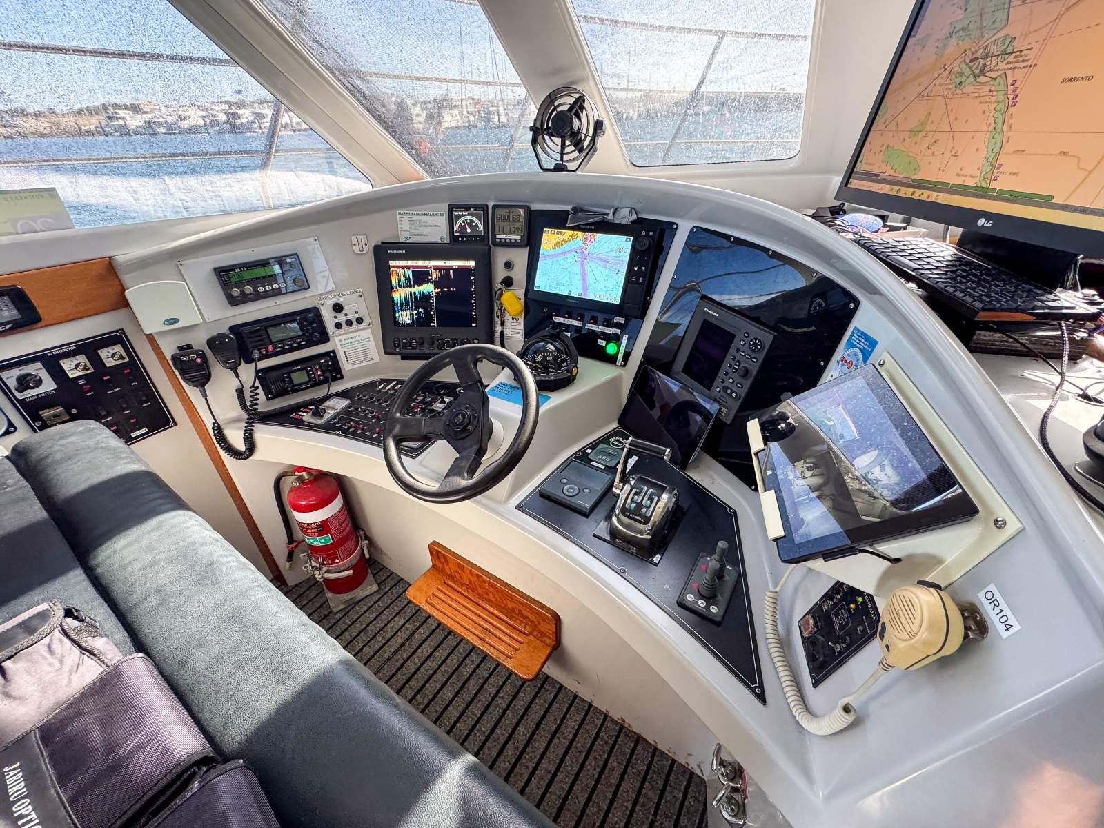 1996 HARRISCRAFT 48 CRUISER