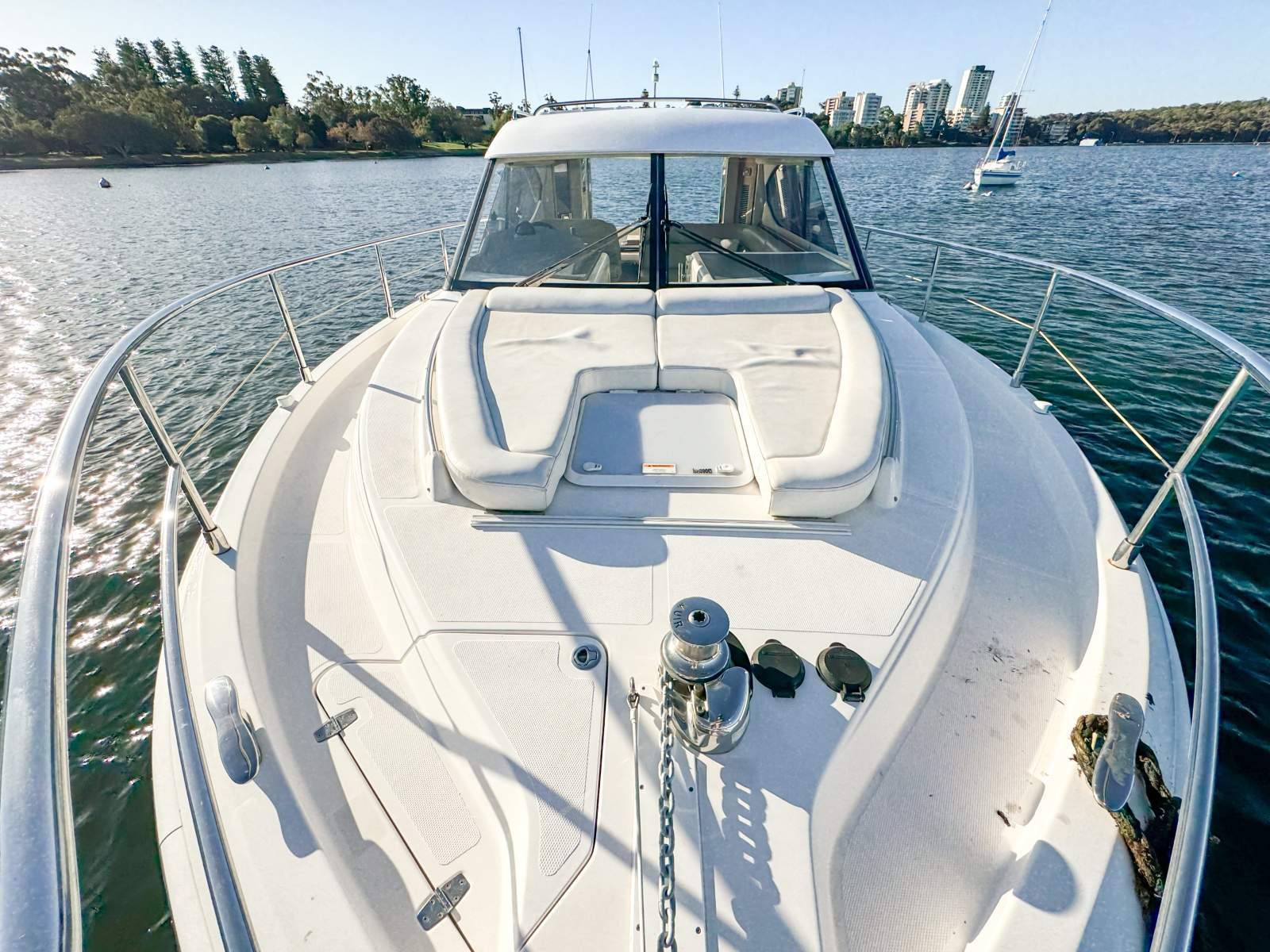 2011 RIVIERA 3600 SPORT YACHT SII CRUISER