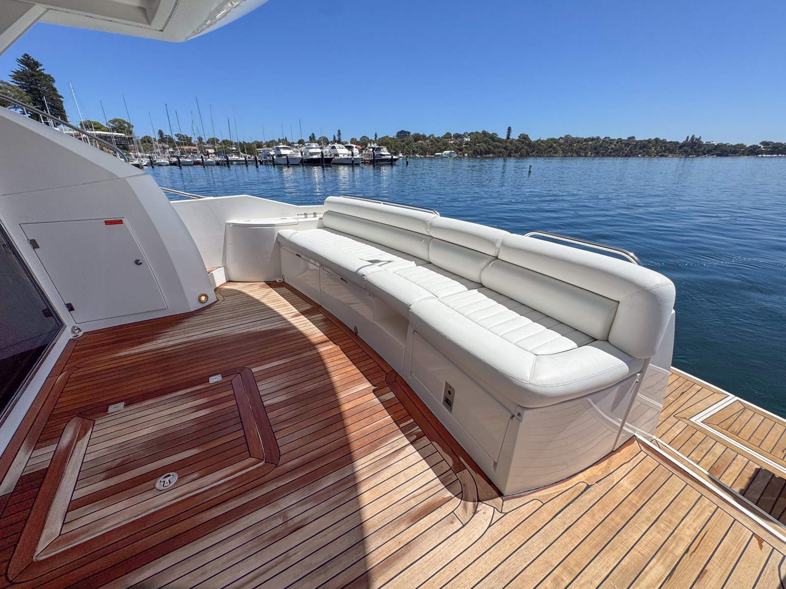 2005 SUNSEEKER MANHATTAN 50 CRUISER