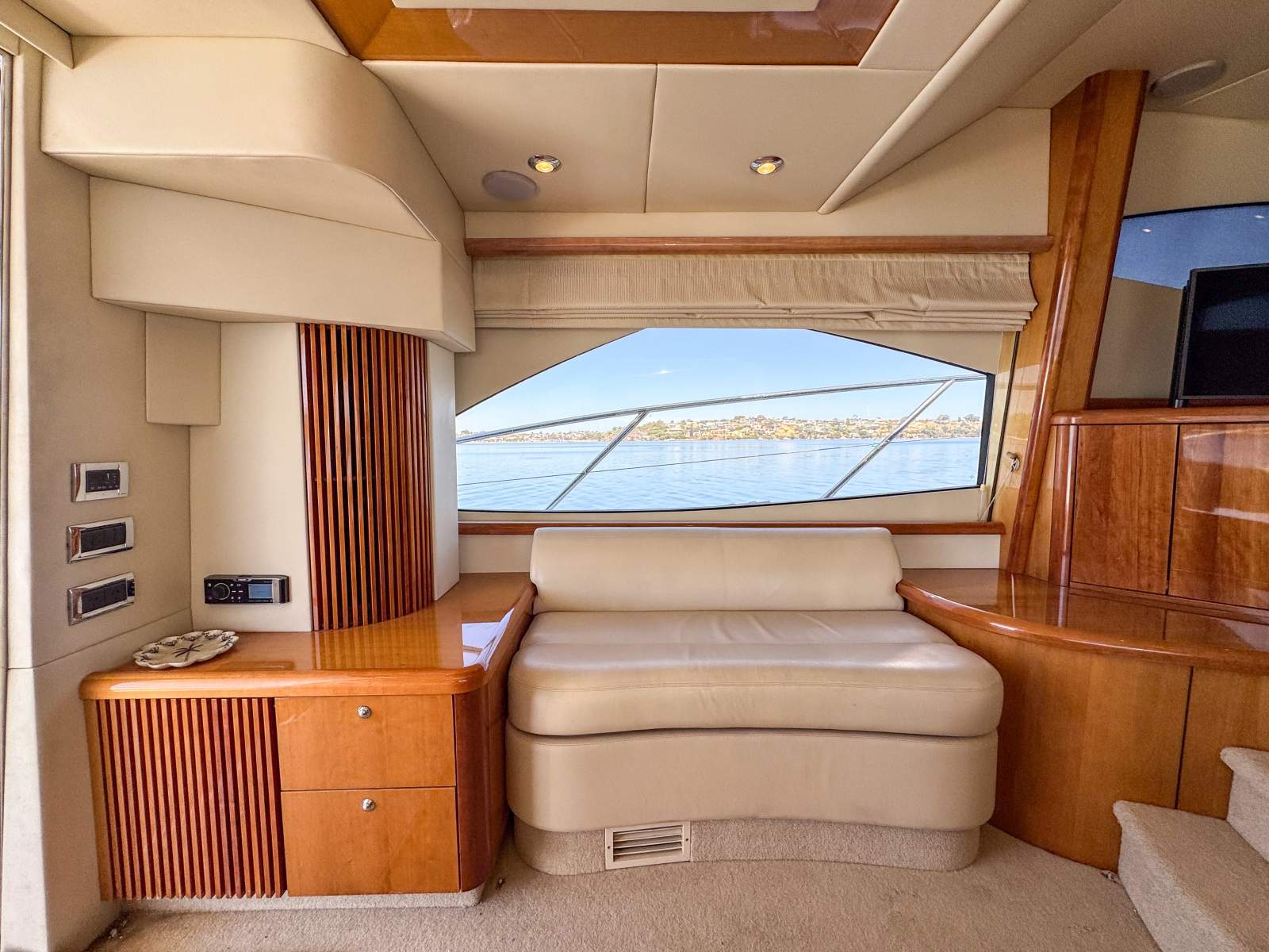 2005 SUNSEEKER MANHATTAN 50 CRUISER