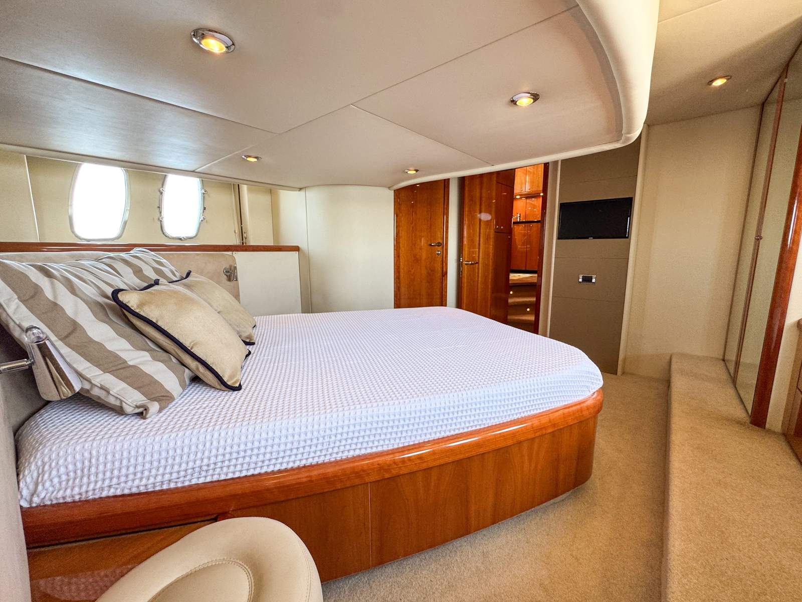 2005 SUNSEEKER MANHATTAN 50 CRUISER