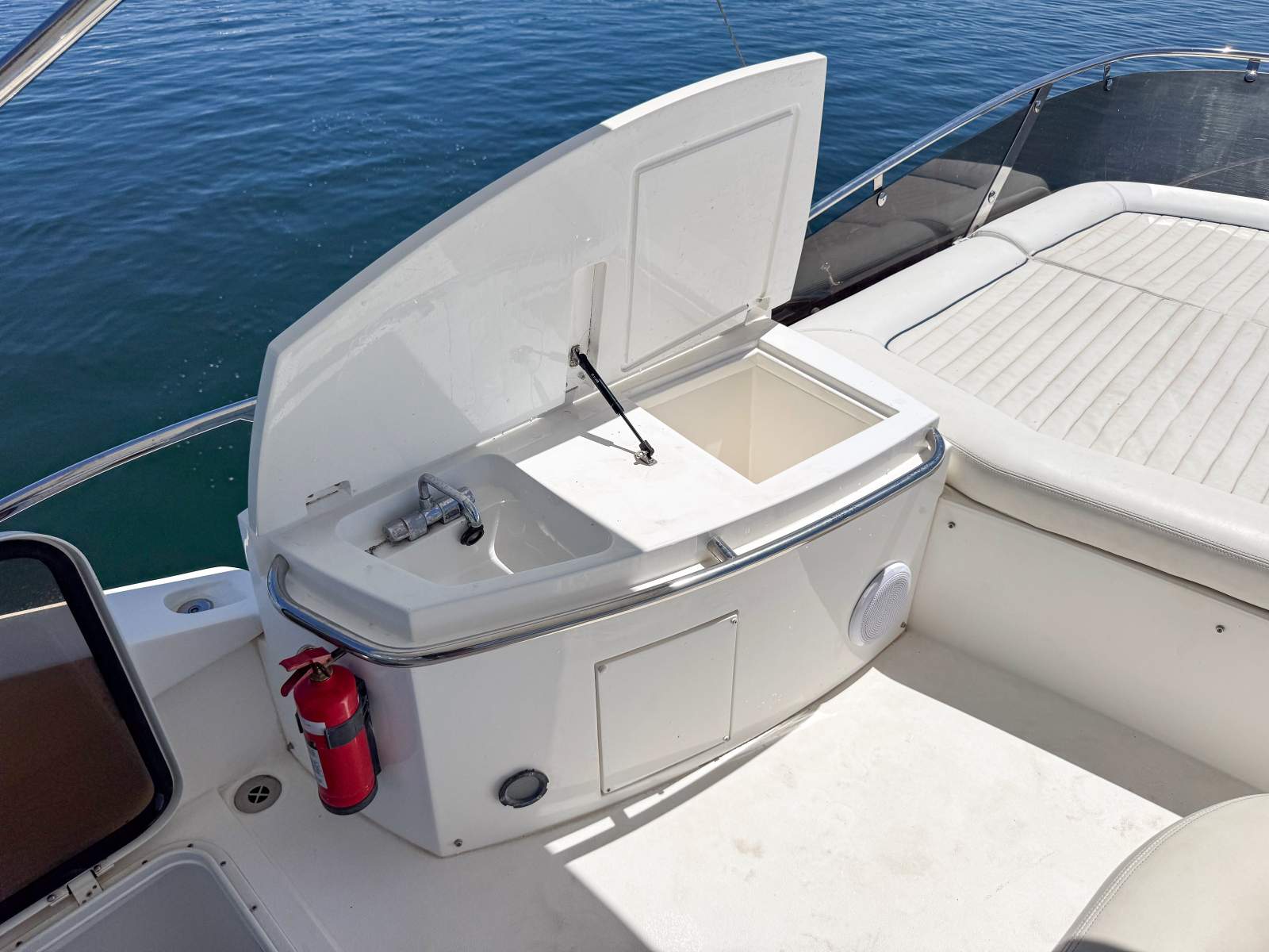 2005 SUNSEEKER MANHATTAN 50 CRUISER