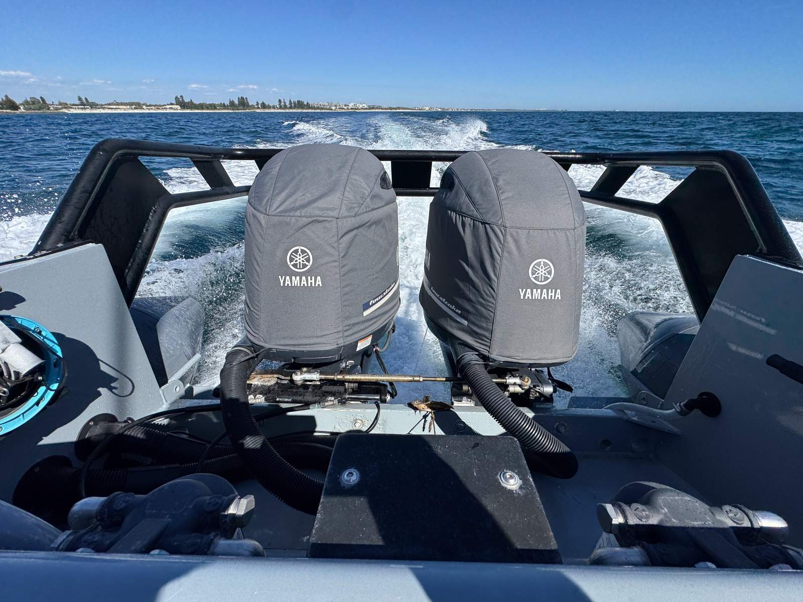2000 NAIAD 5.8 RIB