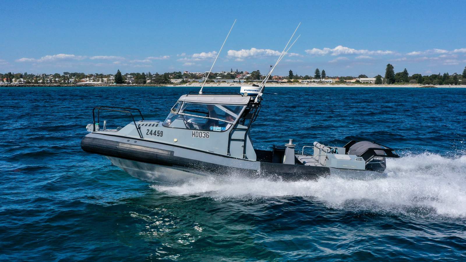 2000 NAIAD 5.8 RIB