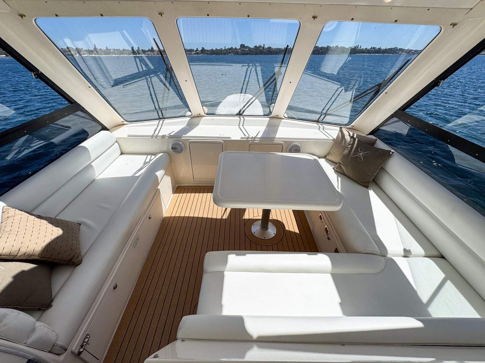 2009 RIVIERA 48 OFFSHORE EXPRESS SPORTS CRUISER