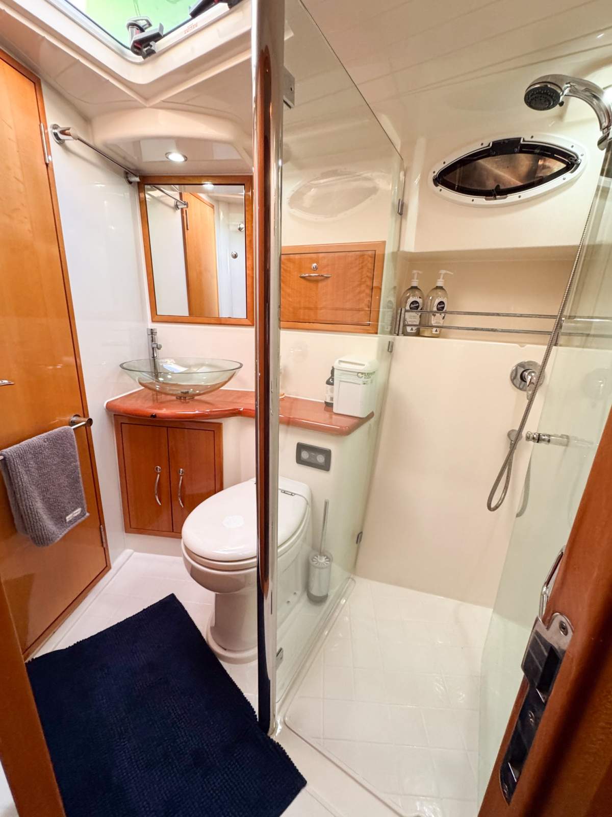 2007 MARITIMO M48 MOTOR YACHT