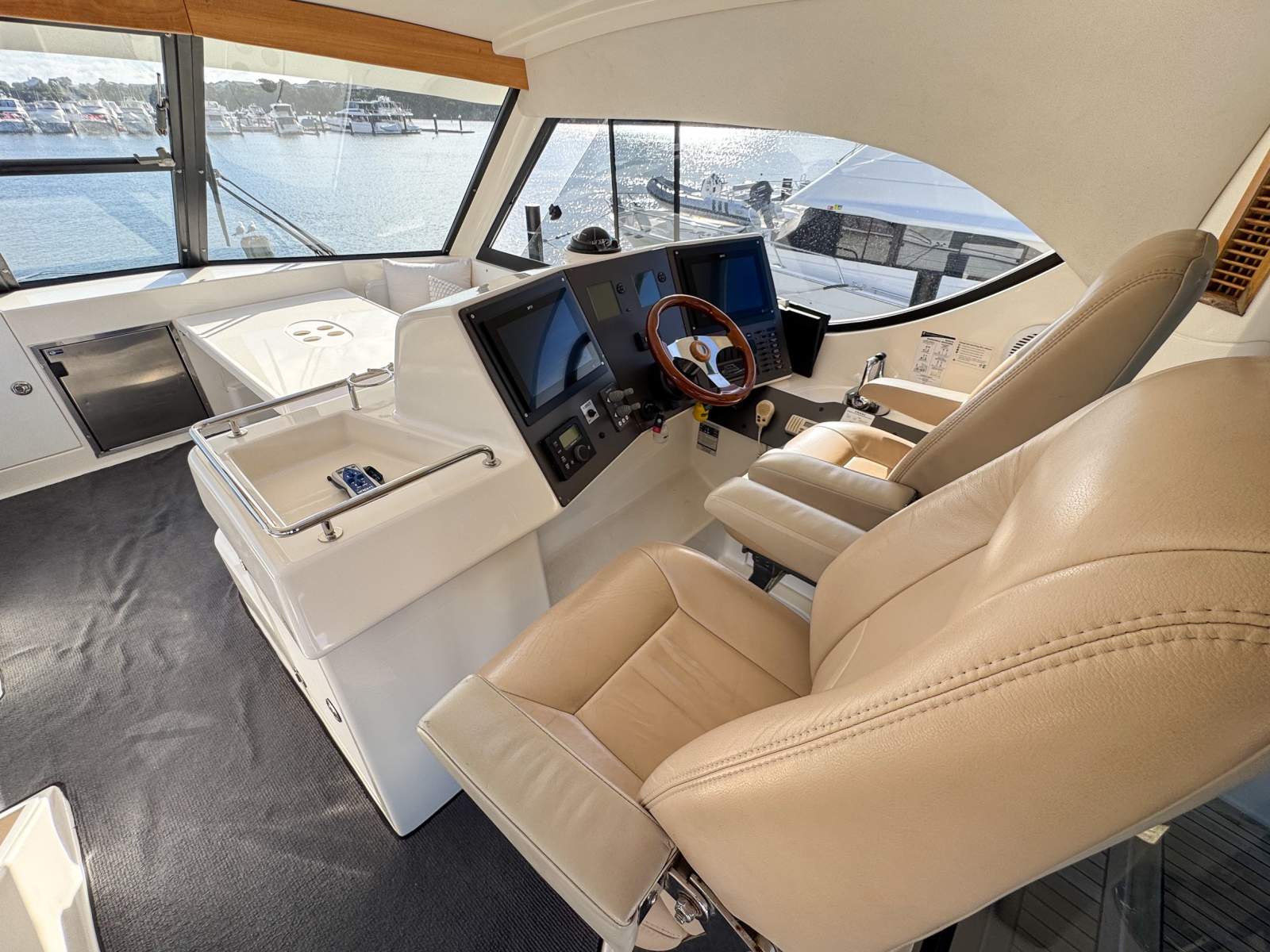 2007 MARITIMO M48 MOTOR YACHT