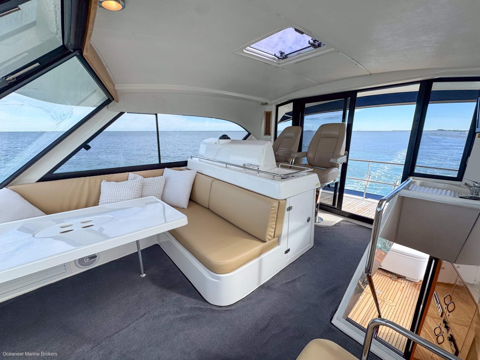 2007 MARITIMO M48 MOTOR YACHT