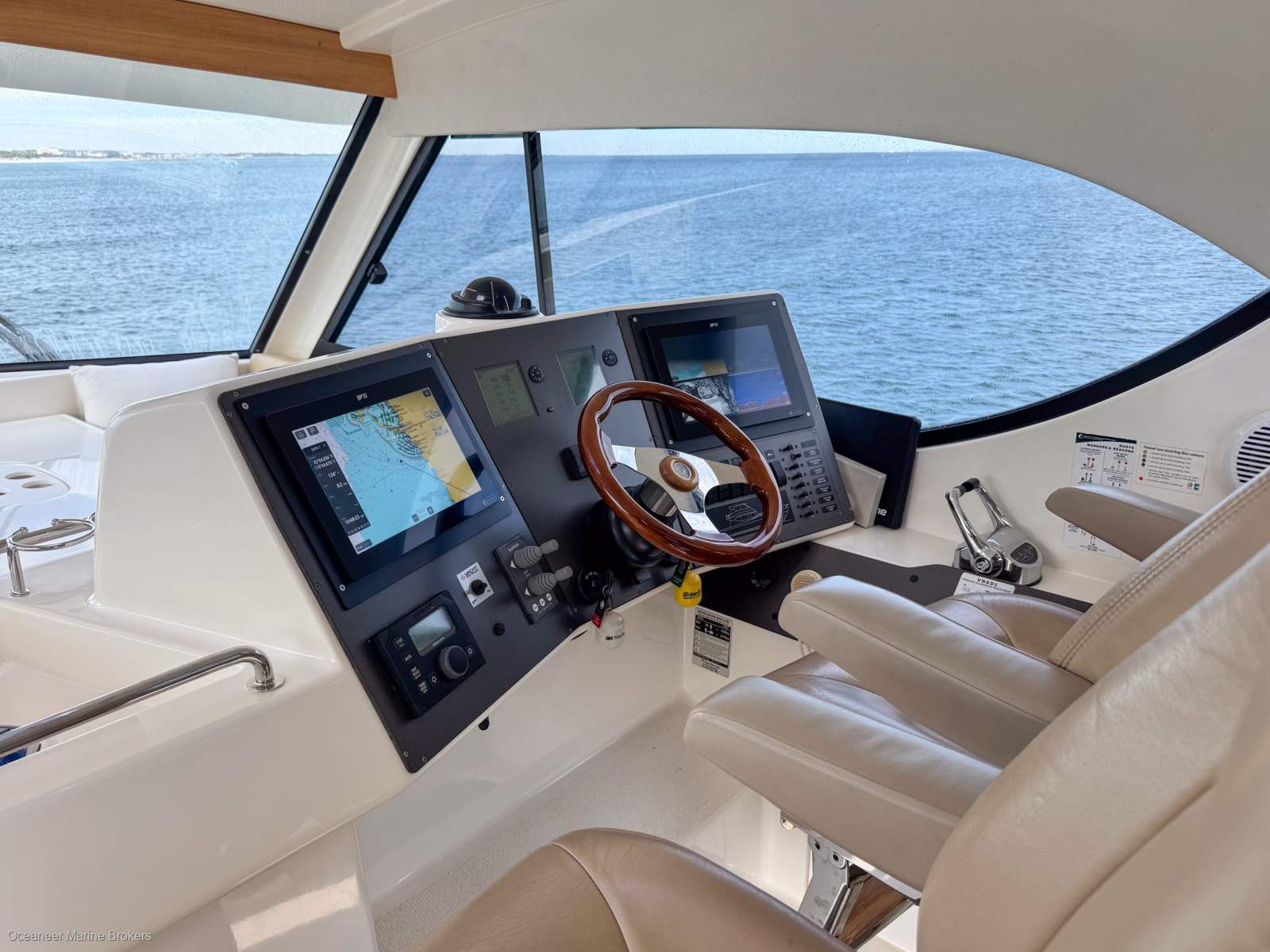 2007 MARITIMO M48 MOTOR YACHT