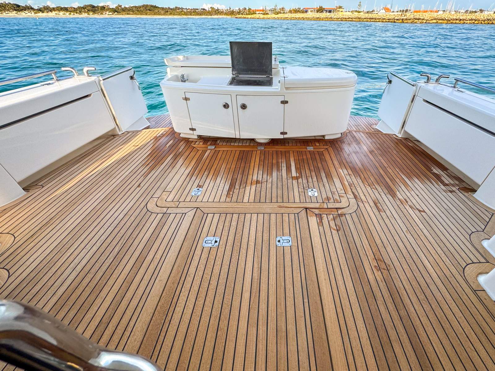 2007 MARITIMO M48 MOTOR YACHT