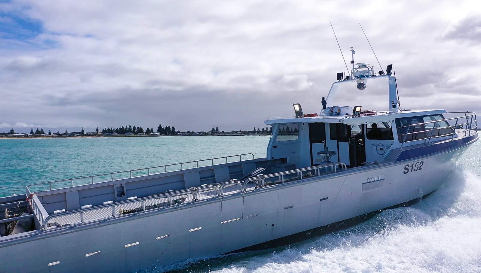2006 LEGEND BOATS 57 FISHING VESSEL