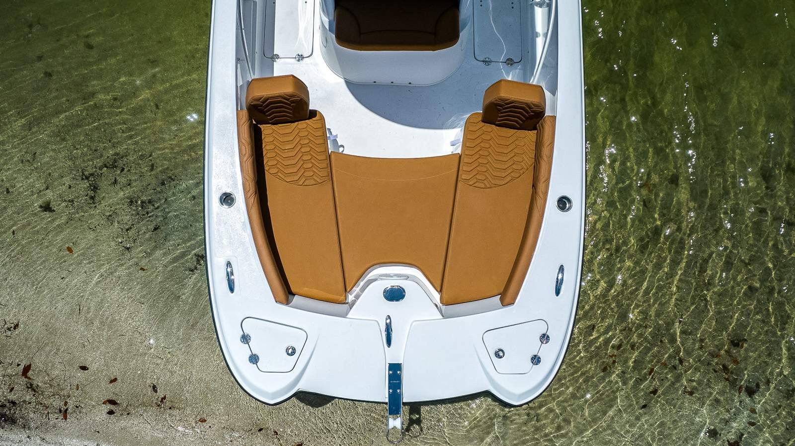 2026 TWIN VEE GFX2 240 CENTRE CONSOLE
