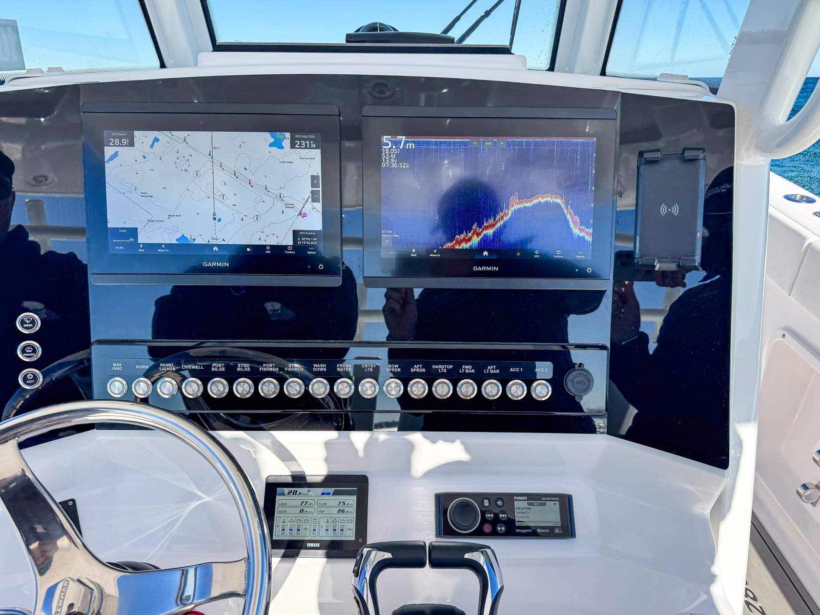 2026 TWIN VEE GFX2 280 CENTRE CONSOLE