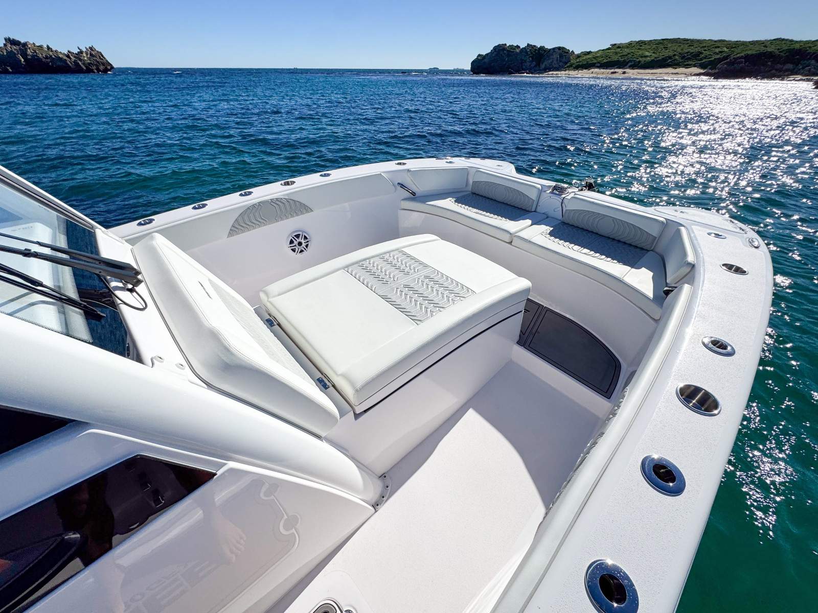 2026 TWIN VEE GFX2 280 CENTRE CONSOLE