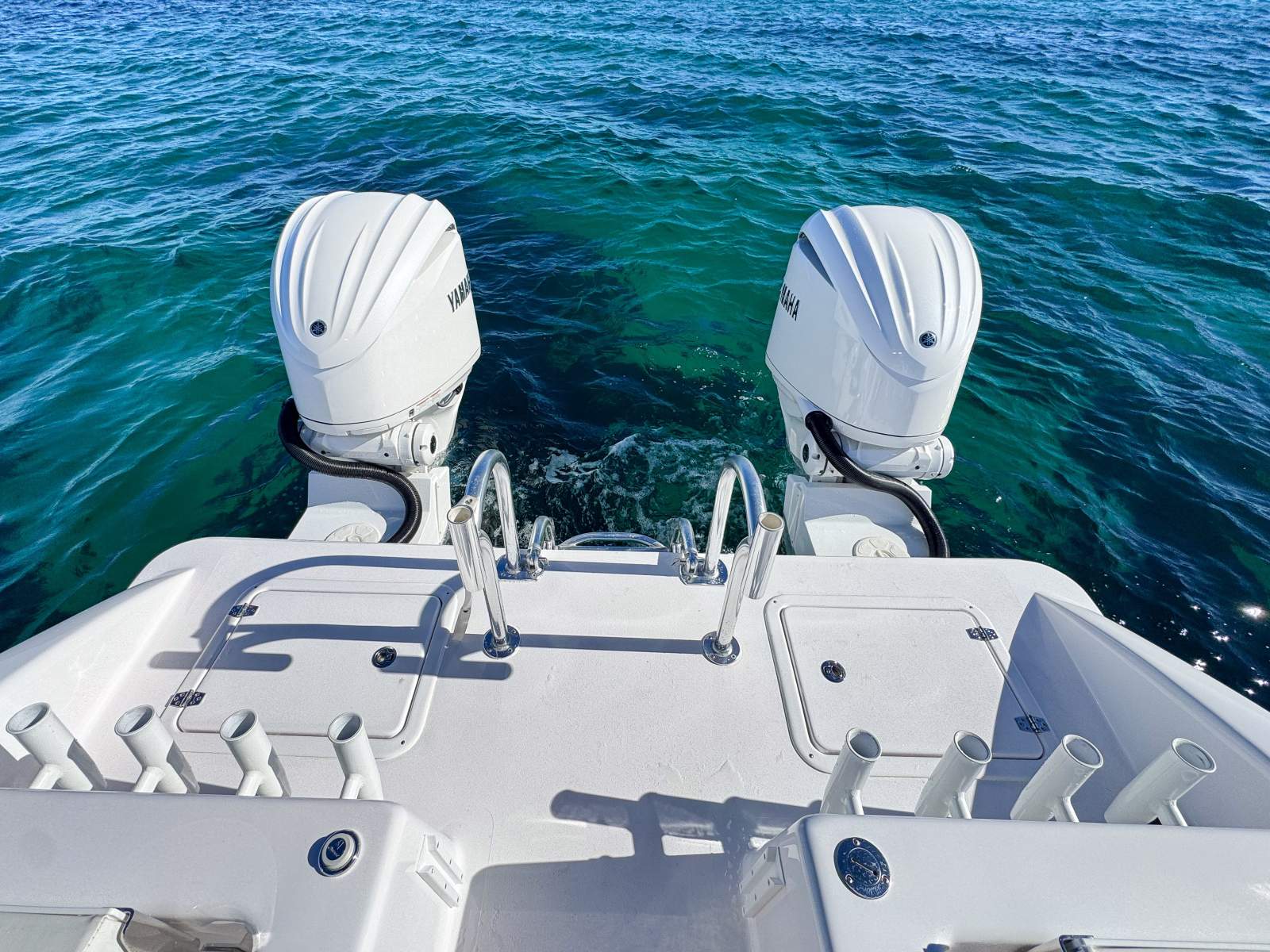 2026 TWIN VEE GFX2 280 CENTRE CONSOLE