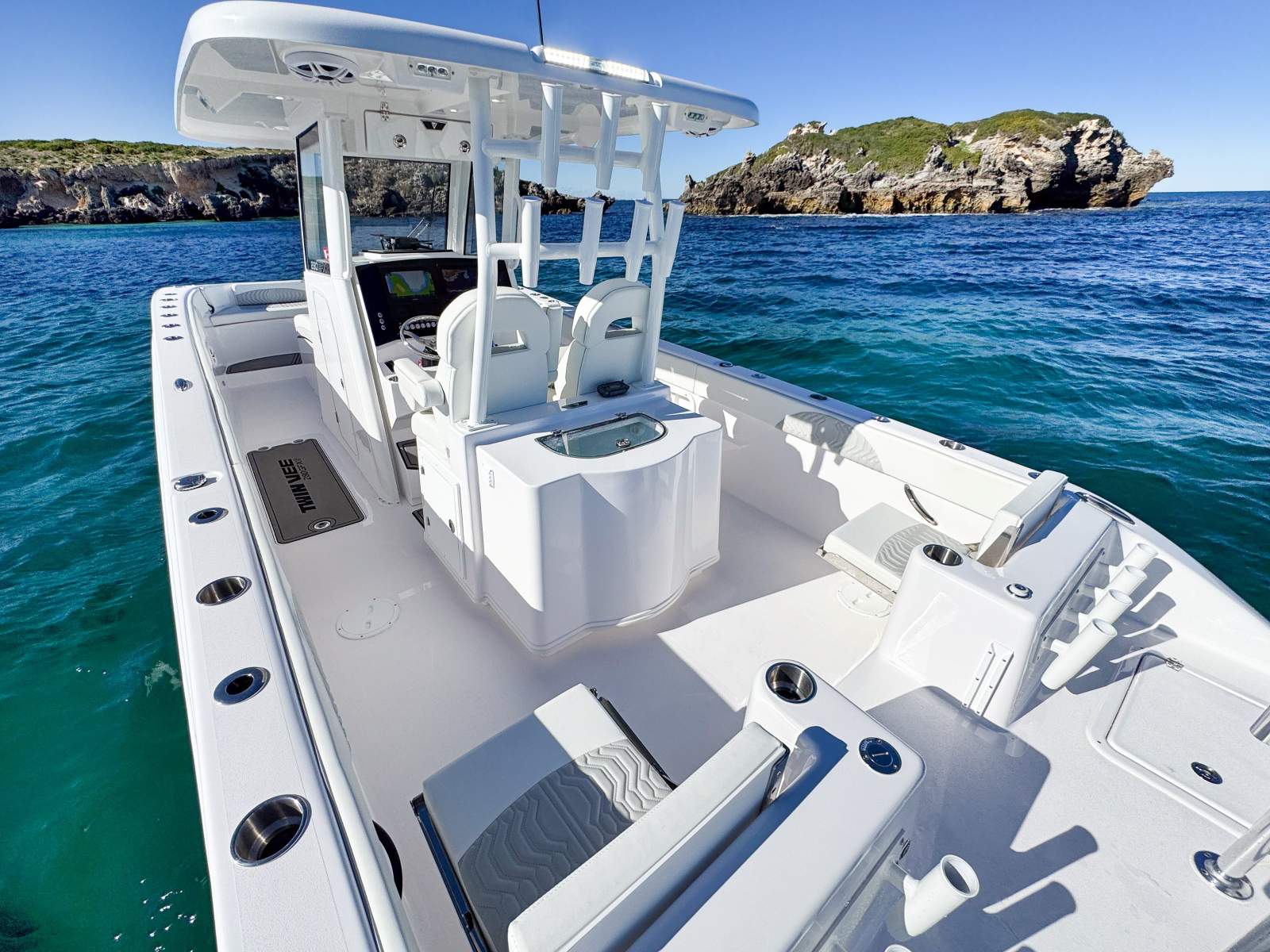 2026 TWIN VEE GFX2 280 CENTRE CONSOLE
