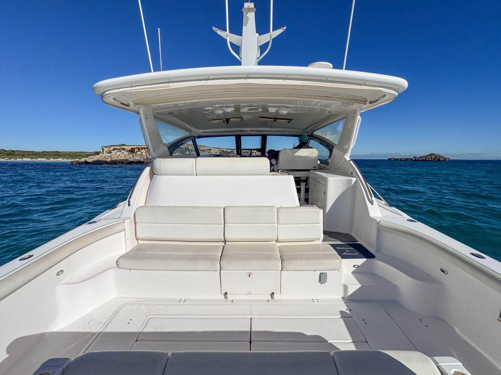 2001 TIARA 5200 EXPRESS CRUISER