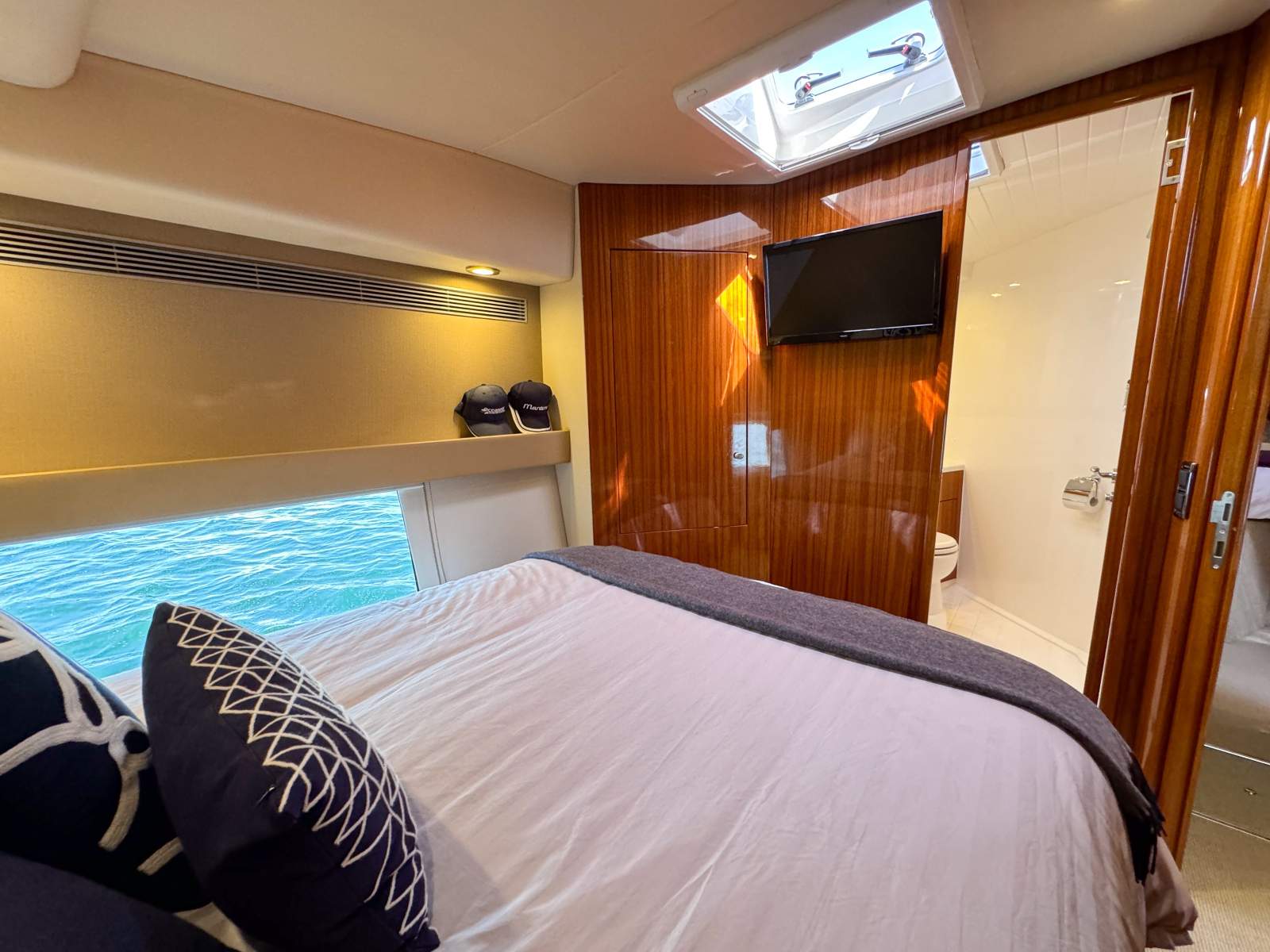 2012 MARITIMO 470 OFFSHORE CRUISER