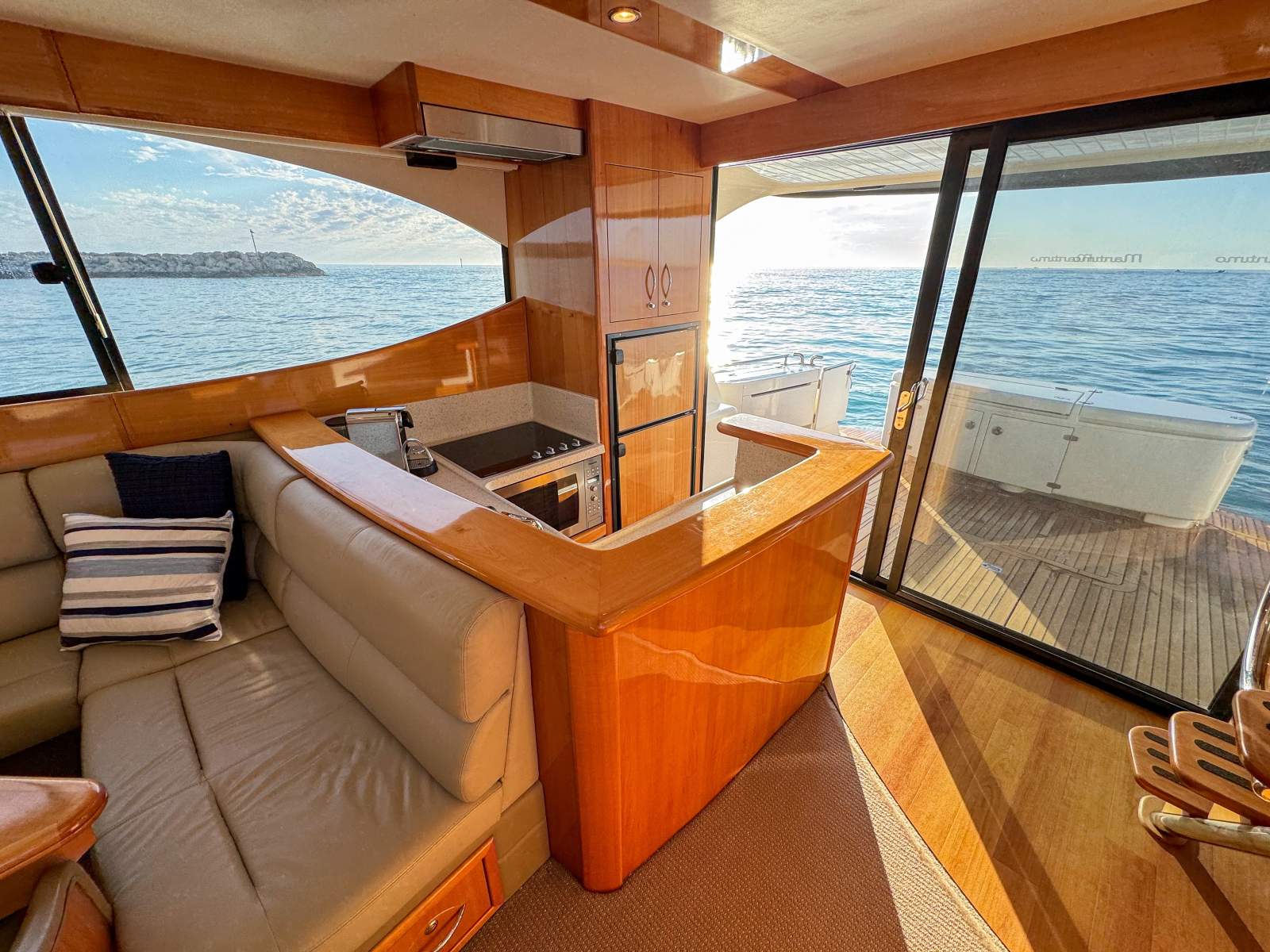 2008 MARITIMO M48 MOTORYACHT