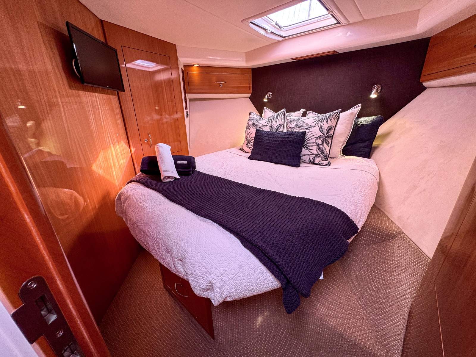 2008 MARITIMO M48 MOTORYACHT