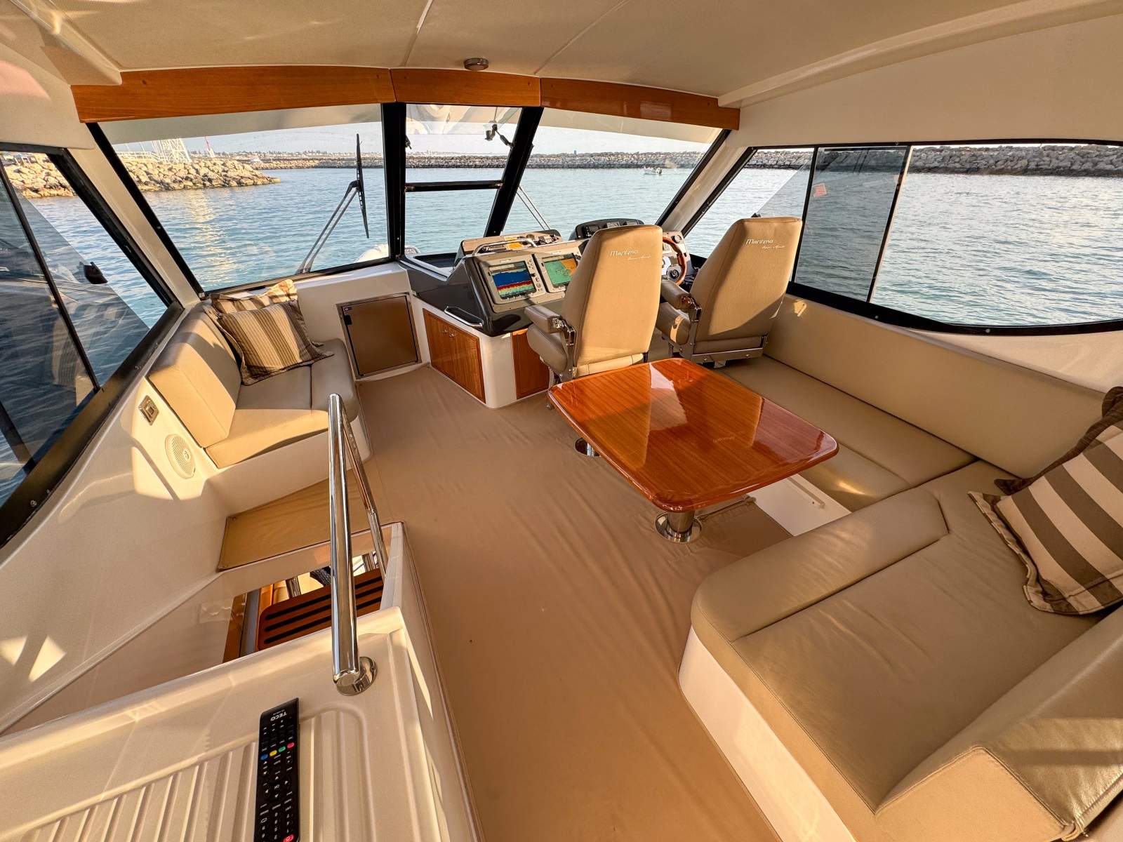2008 MARITIMO M48 MOTORYACHT