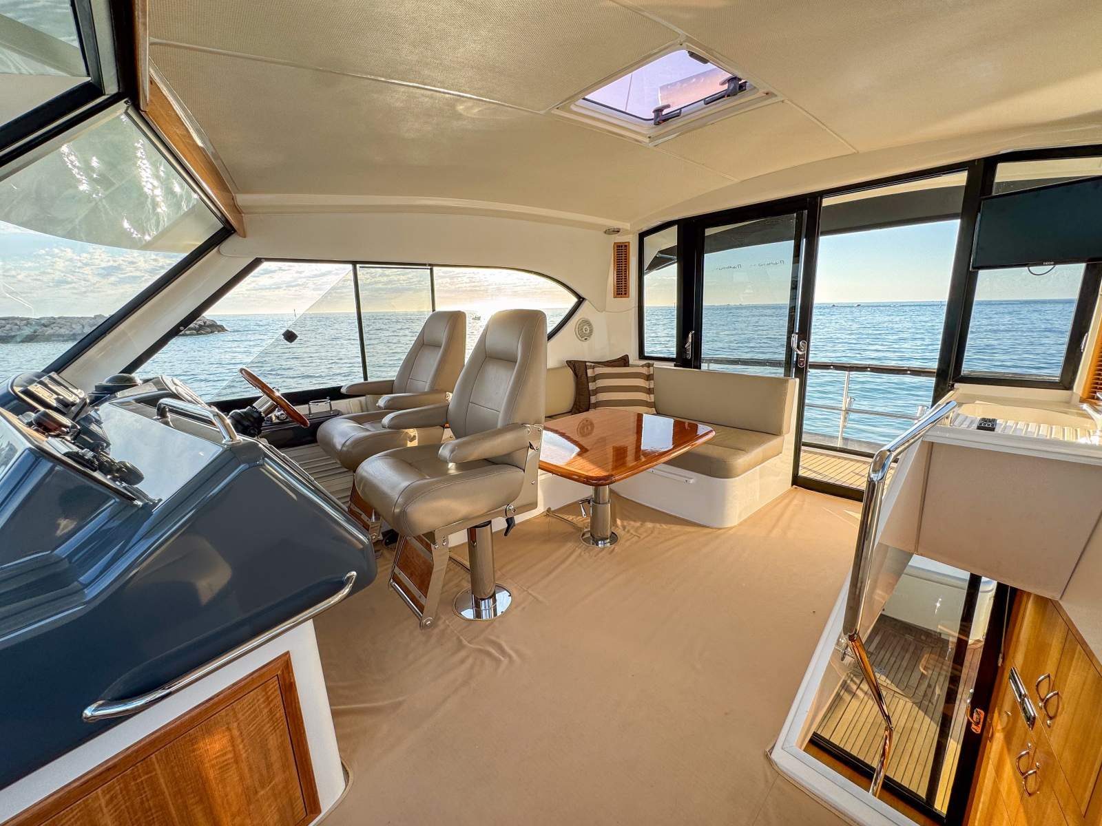 2008 MARITIMO M48 MOTORYACHT