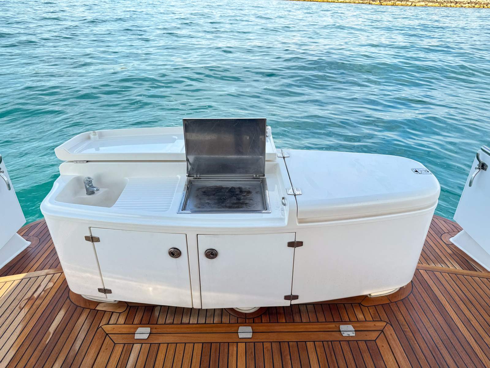 2008 MARITIMO M48 MOTORYACHT