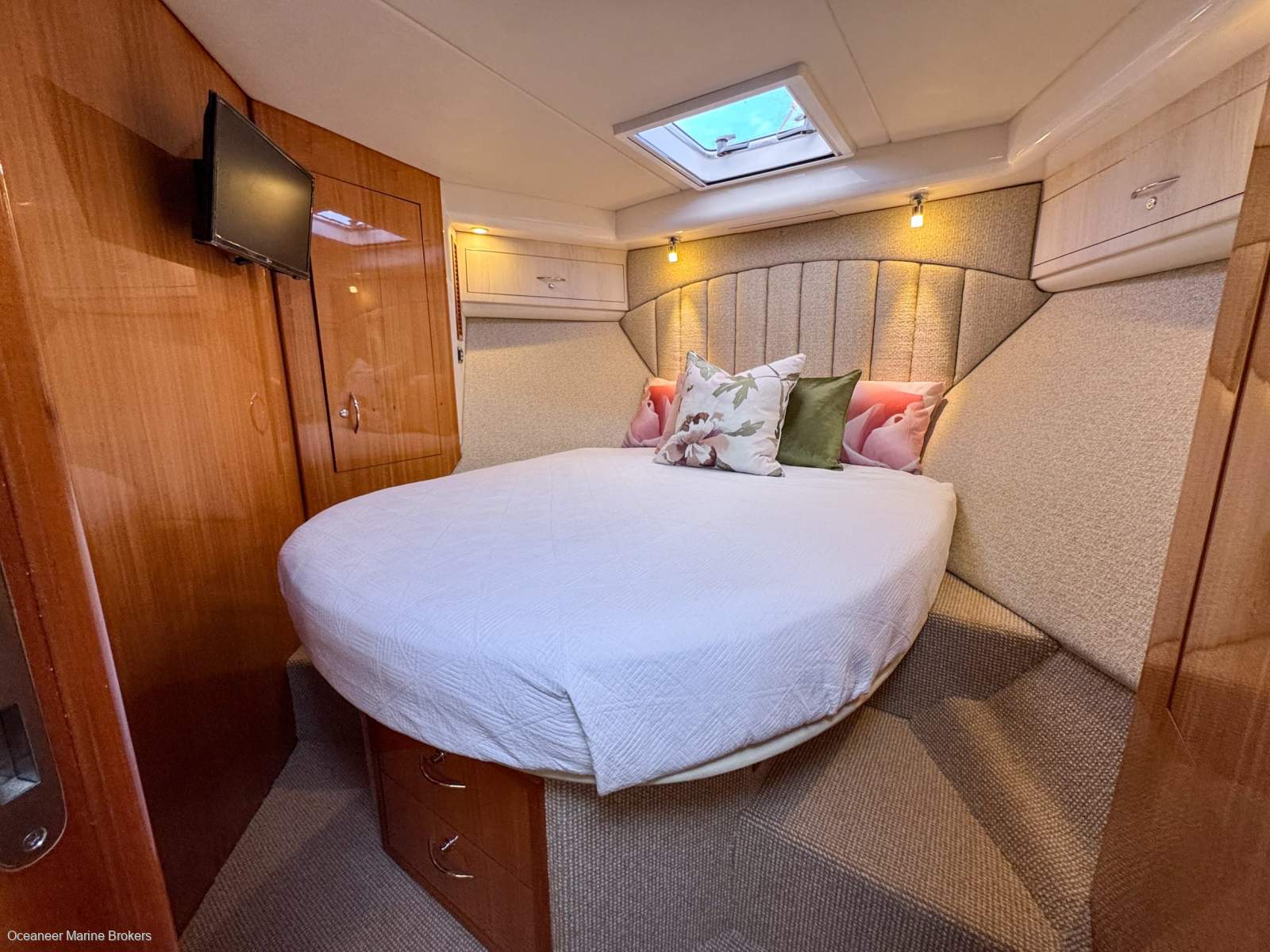 2008 MARITIMO M52 MOTORYACHT