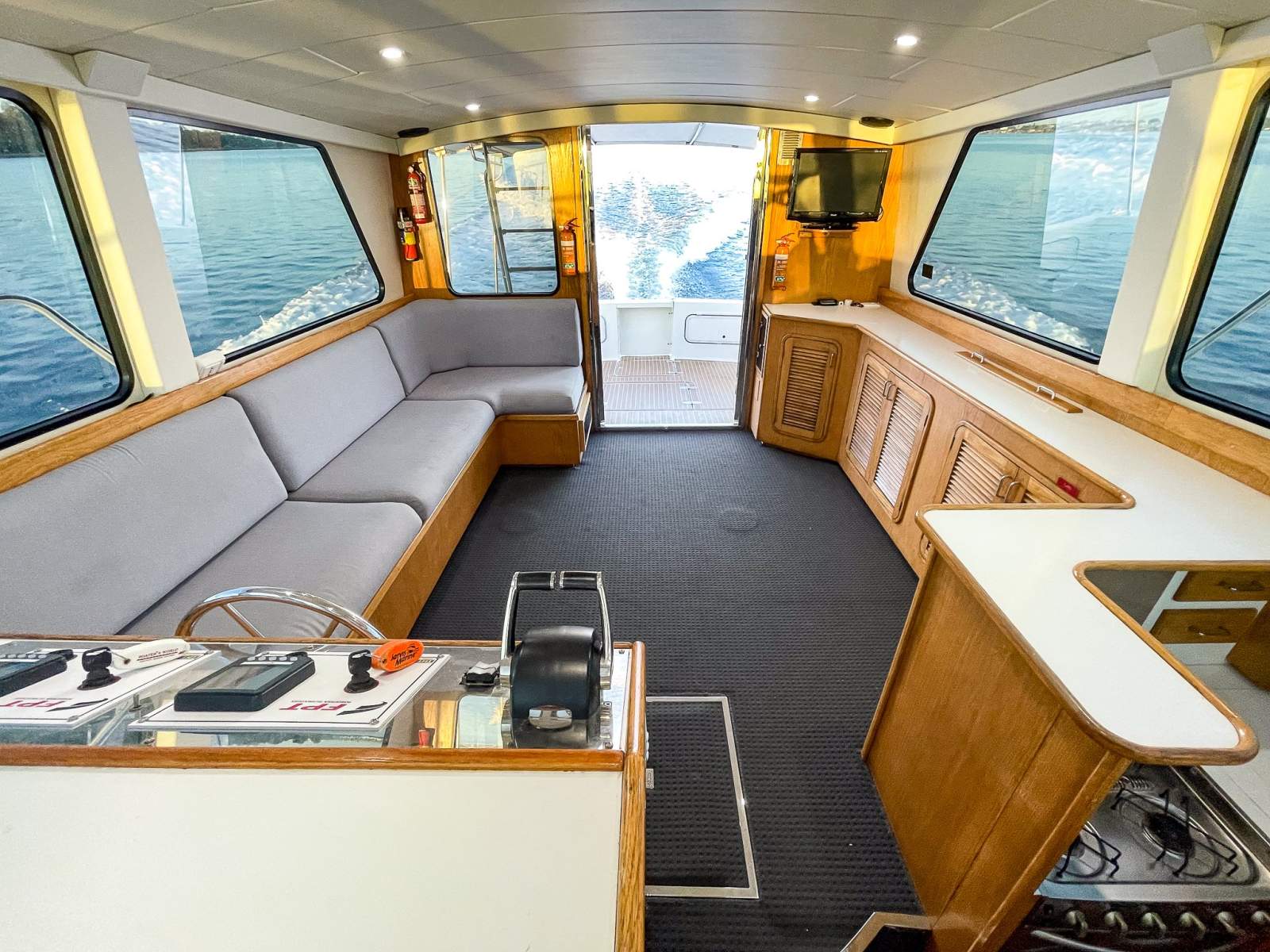 RANDELL 41 MK II FLYBRIDGE CRUISER