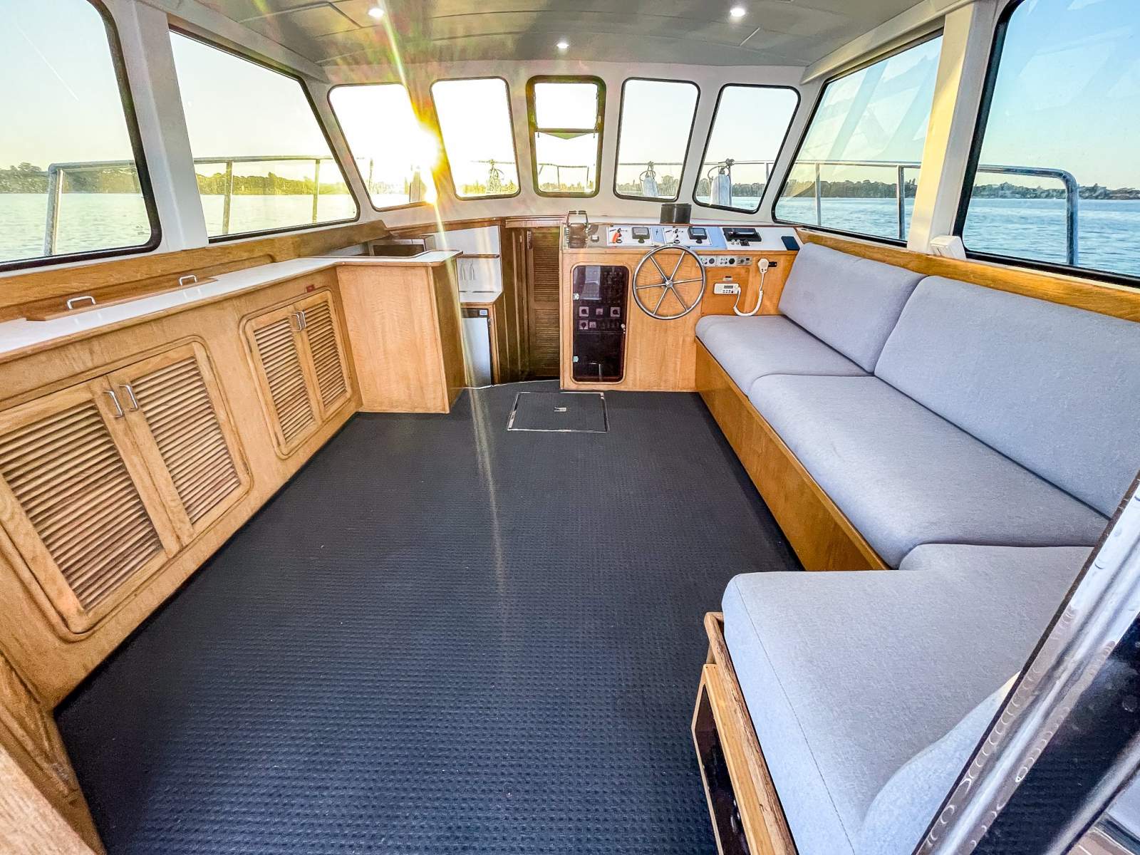 RANDELL 41 MK II FLYBRIDGE CRUISER
