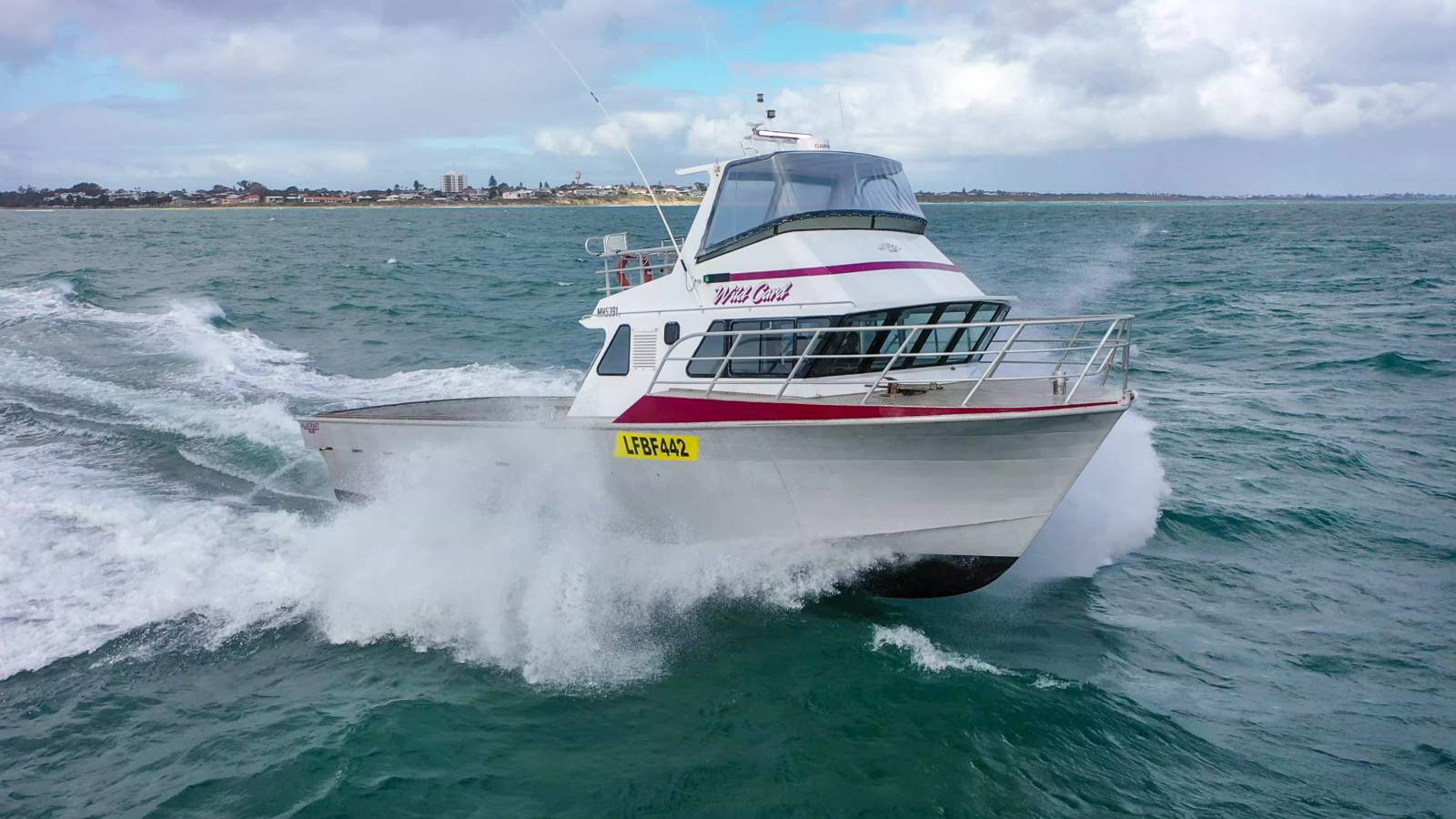 2015 ALUCRAFT 7.9 CATAMARAN